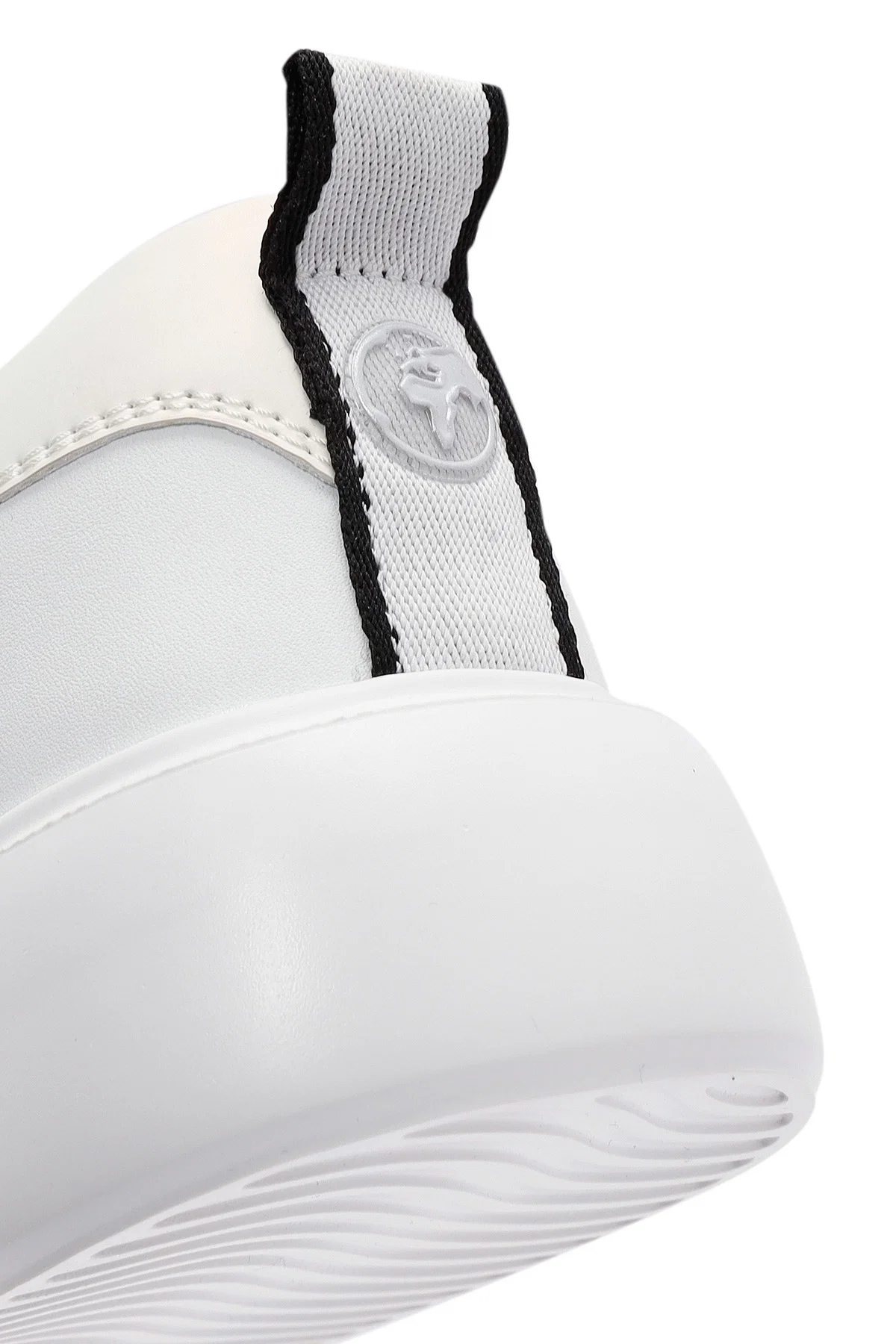 ACBC x Derimod Kadın Beyaz Bağcıklı Sneaker - Image 10