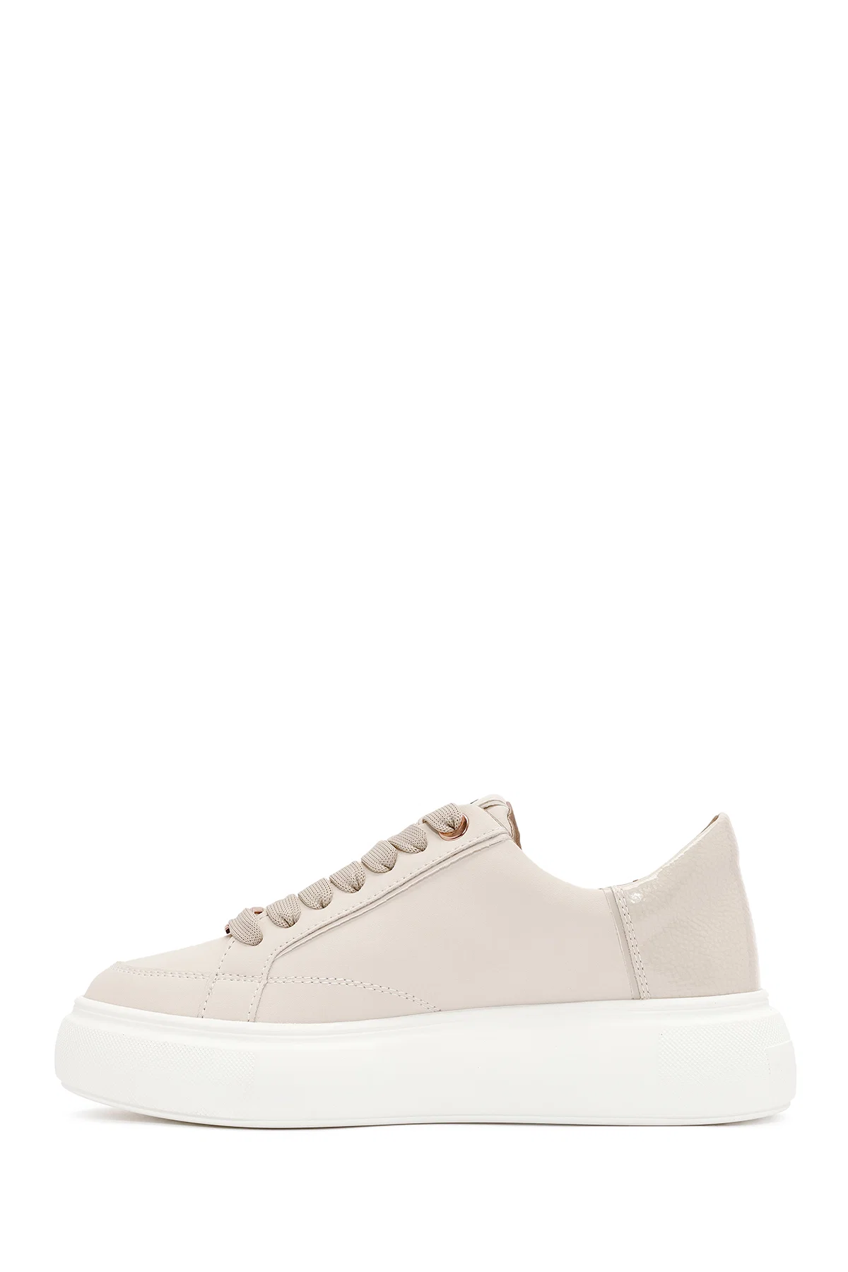 ACBC x Derimod Kadın Krem Bağcıklı Kalın Tabanlı Sneaker - Image 4
