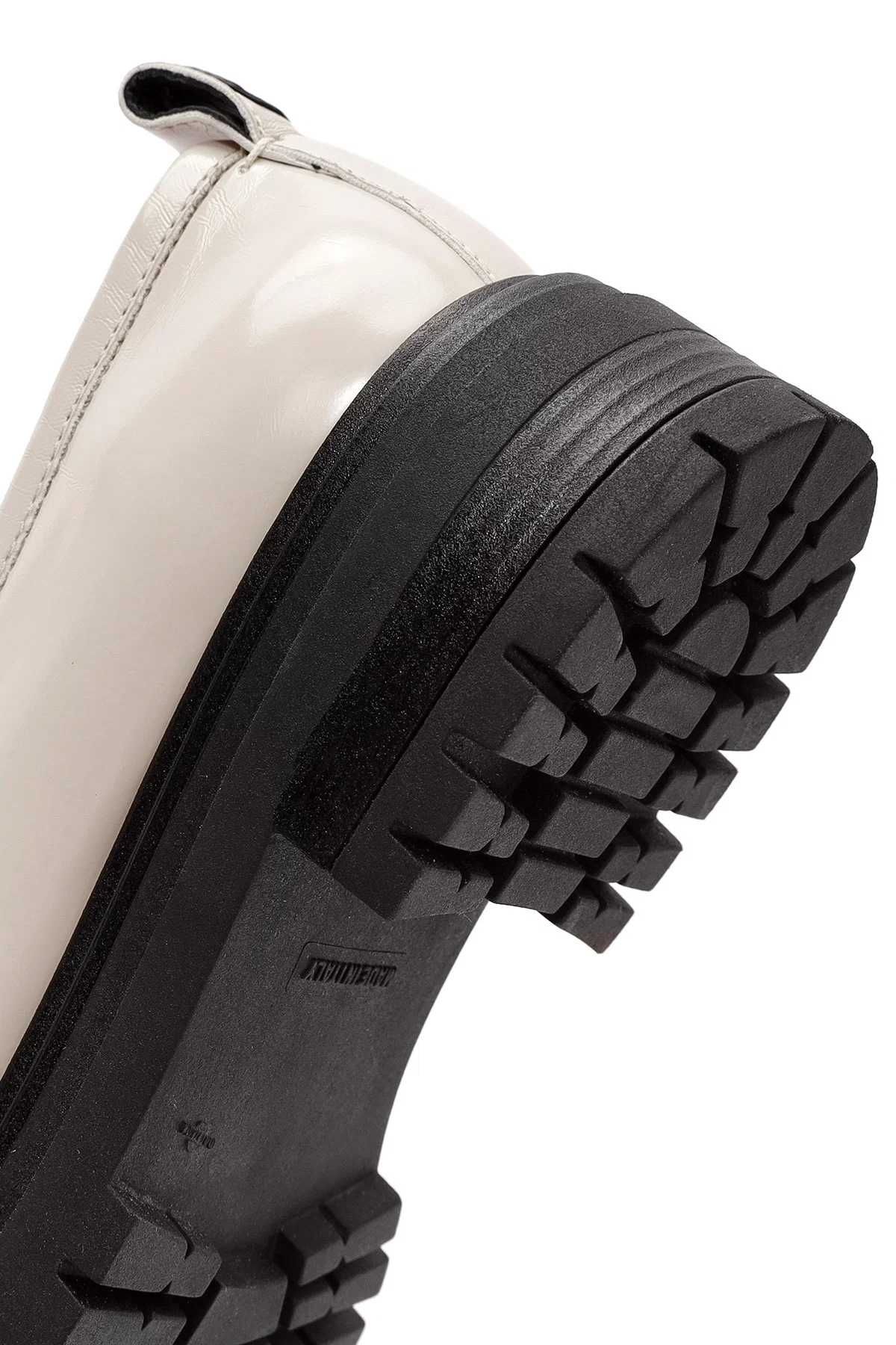 ACBC x Derimod Kadın Krem Kalın Tabanlı Maskülen Loafer - Image 8