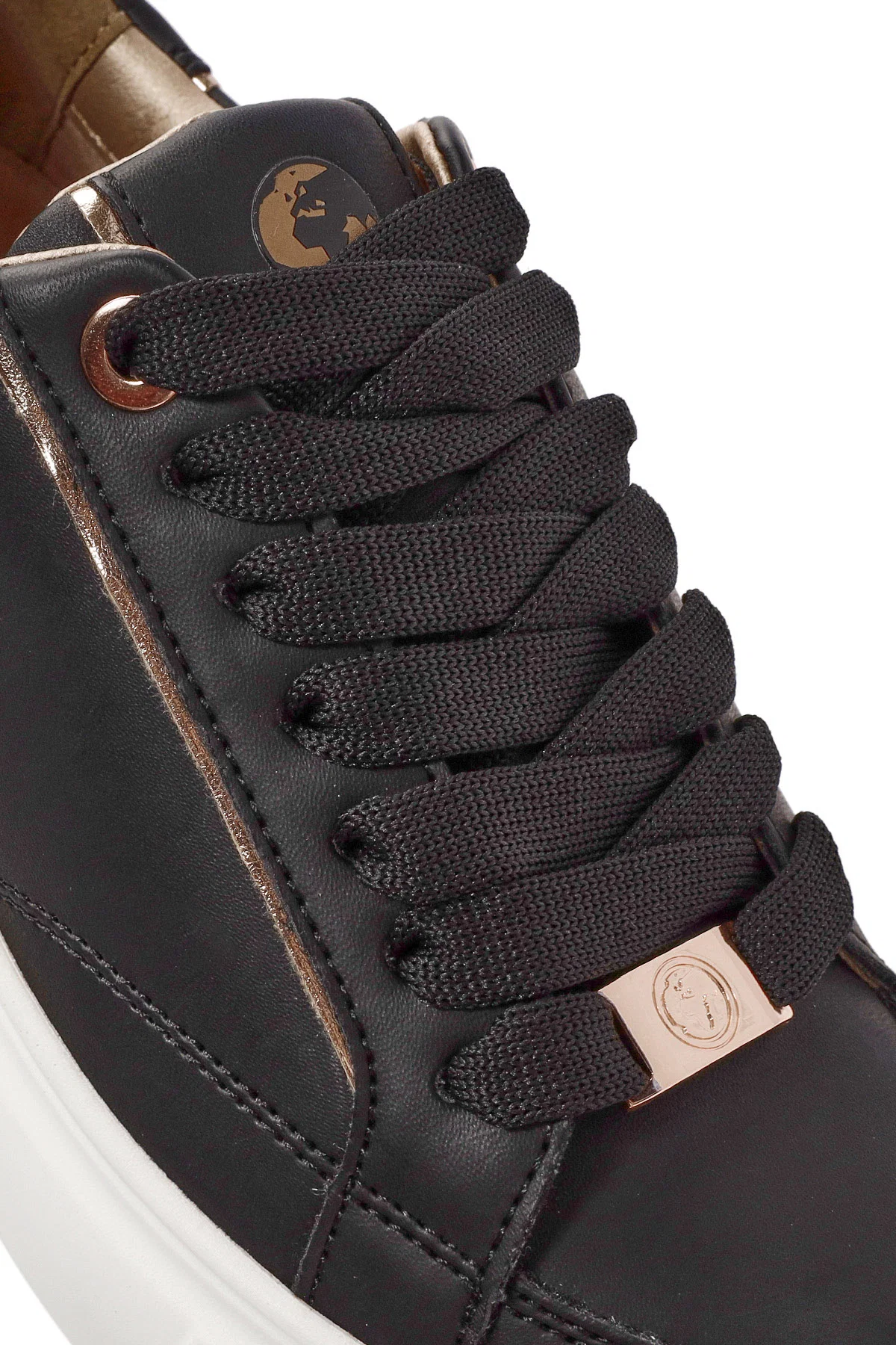 ACBC x Derimod Kadın Siyah Bağcıklı Kalın Tabanlı Sneaker - Image 11