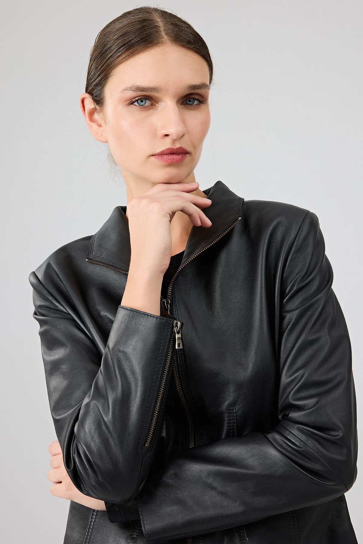 Amy Kadın Siyah Kısa Deri Ceket - Image 6
