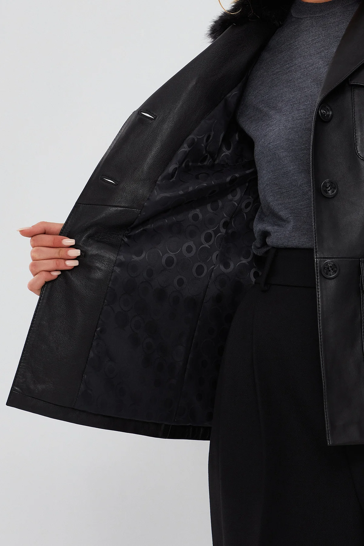 Anais Kadın Siyah Yakası Kürklü Blazer Deri Ceket - Image 6