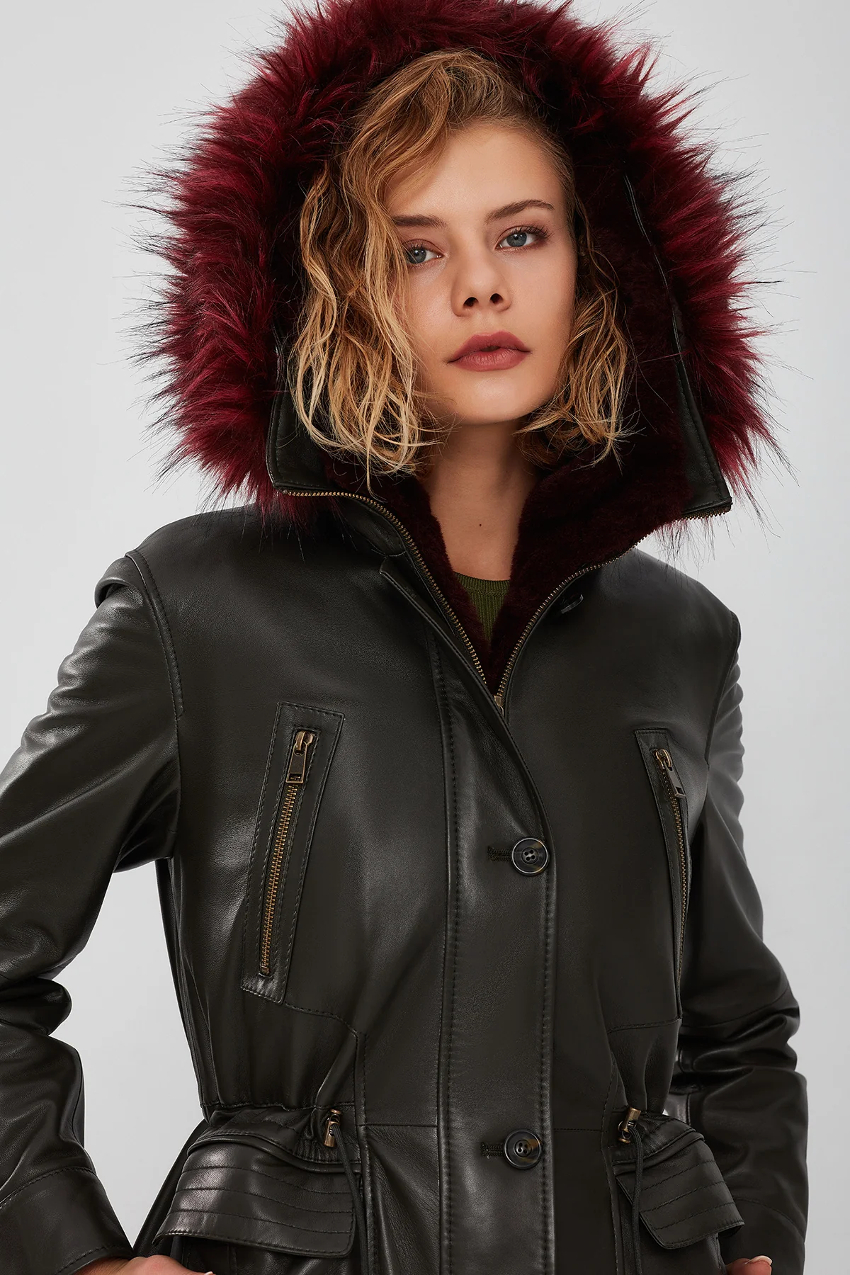 Celine Kadın Yeşil Kapüşonlu Kürklü Parka - Image 10