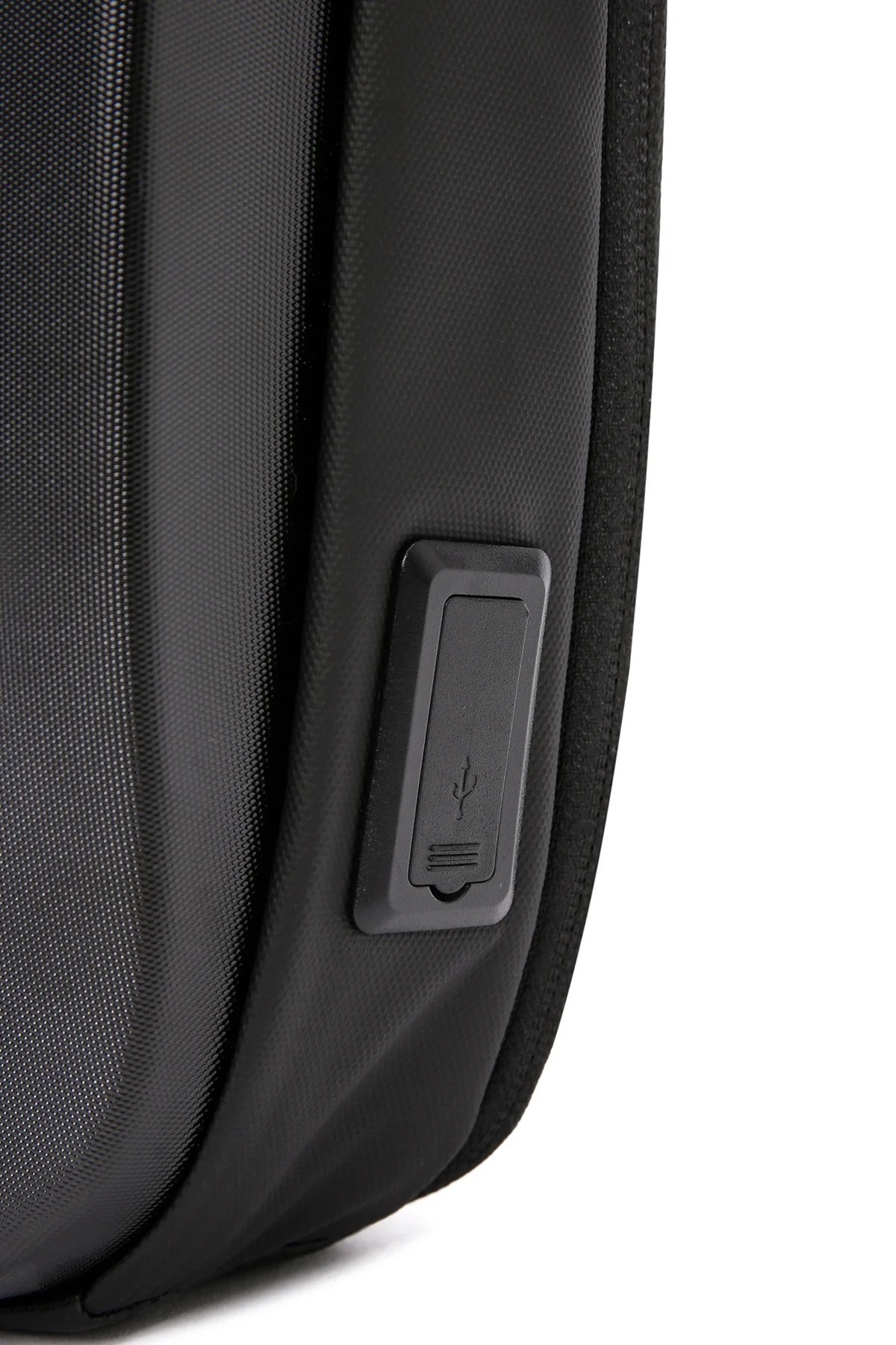 D-Pack Erkek Siyah Teknolojik Hardcase Uzun Askılı Omuz Çantası - Image 11
