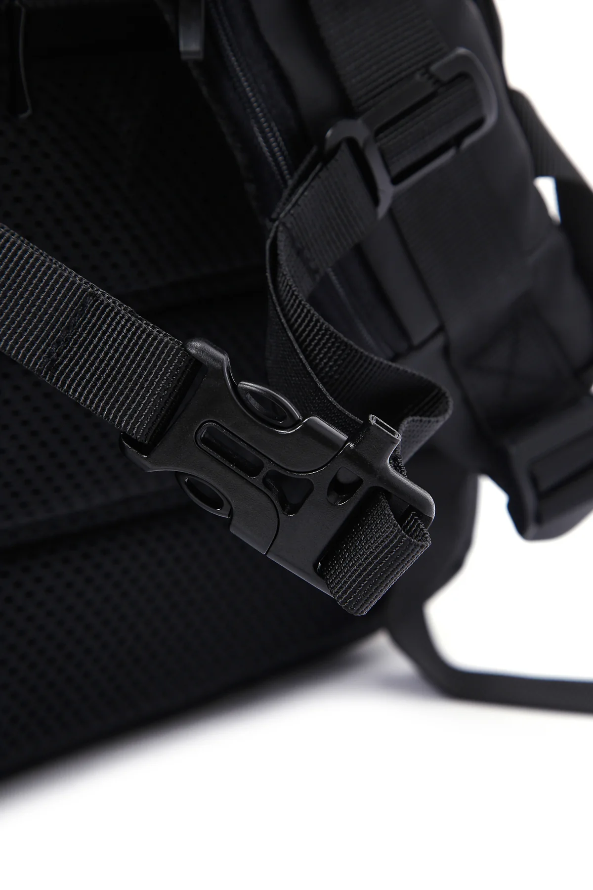 D-Pack Unisex Siyah Teknolojik Kumaş Sırt Çantası - Image 14