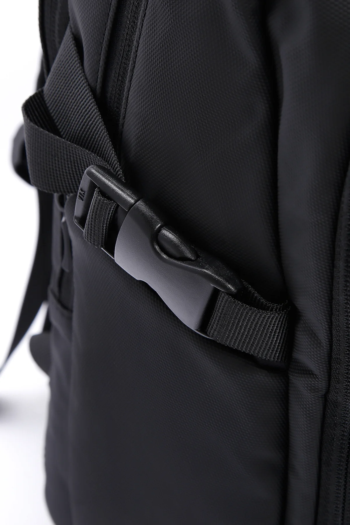 D-Pack Unisex Siyah Teknolojik Kumaş Sırt Çantası - Image 14