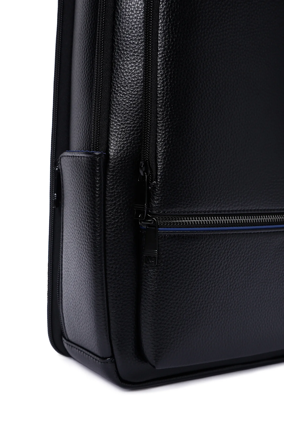 D-Pack Unisex Siyah Teknolojik Sırt Çantası - Image 10