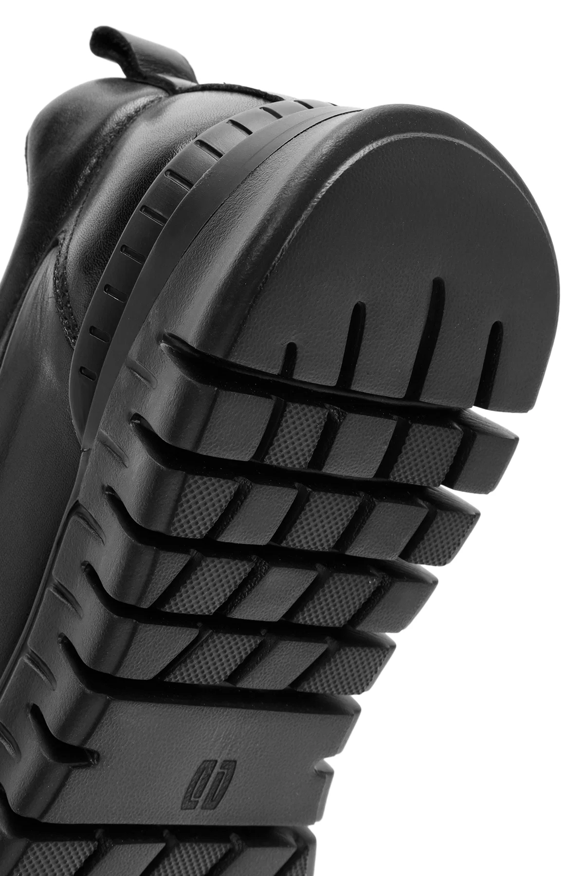 Derimod Fly Erkek Siyah Bağcıklı Deri Casual Sneaker - Image 8
