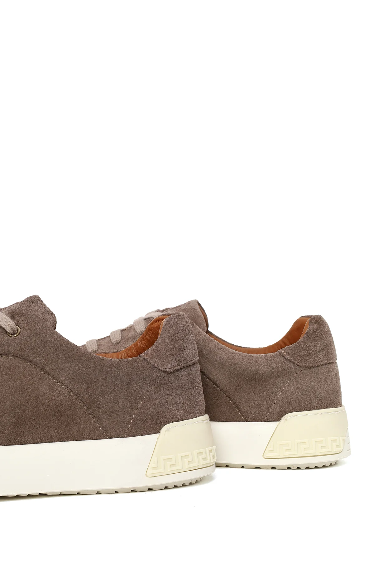 Derimod Fly Erkek Vizon Bağcıklı Kalın Tabanlı Süet Deri Sneaker - Image 10