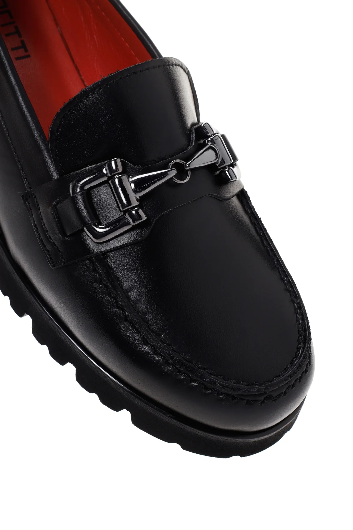 Derimod Gritti Kadın Siyah Deri Klasik Loafer - Image 10