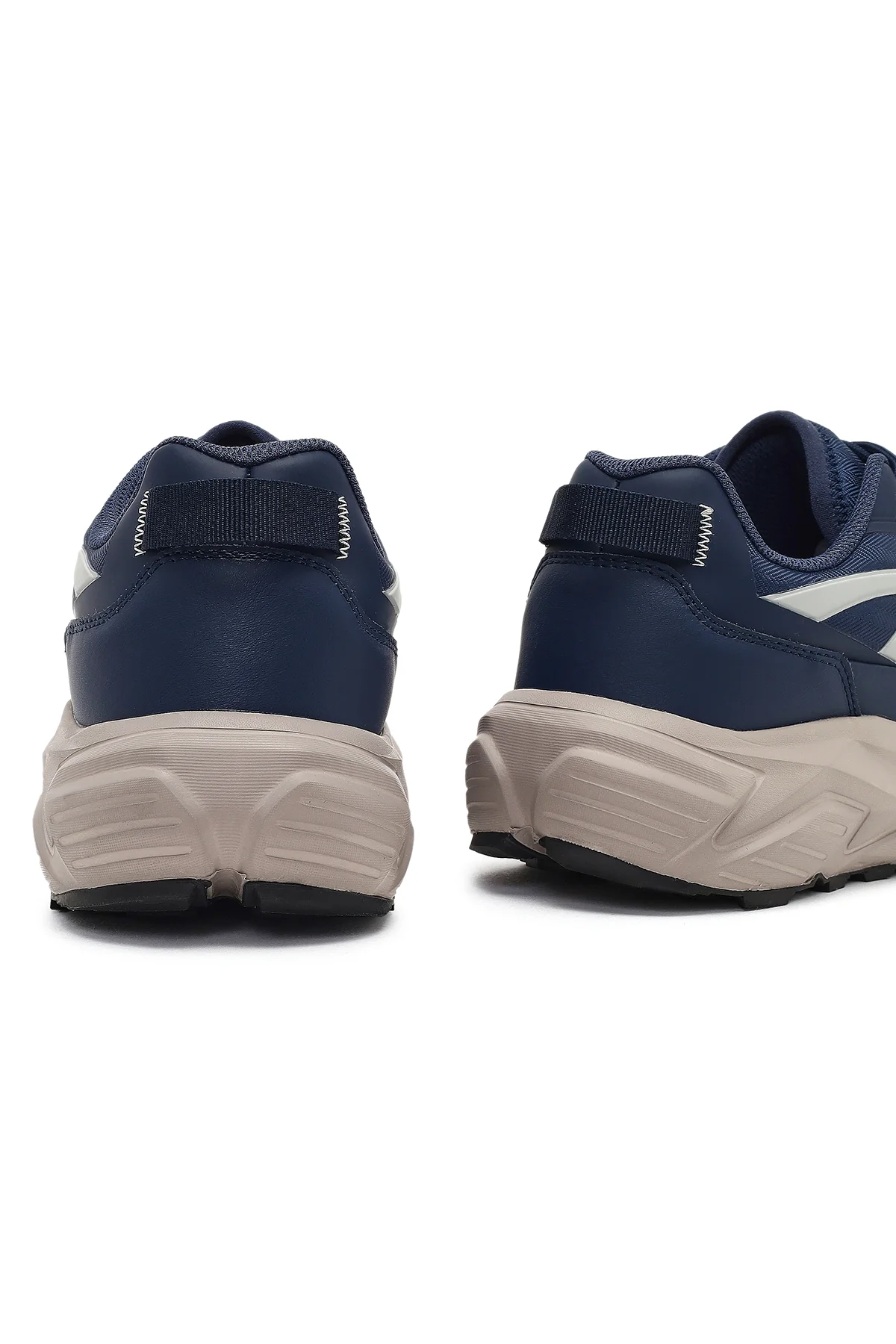 Derimod Studio Erkek Lacivert Bağcıklı Kalın Tabanlı Sneaker - Image 10