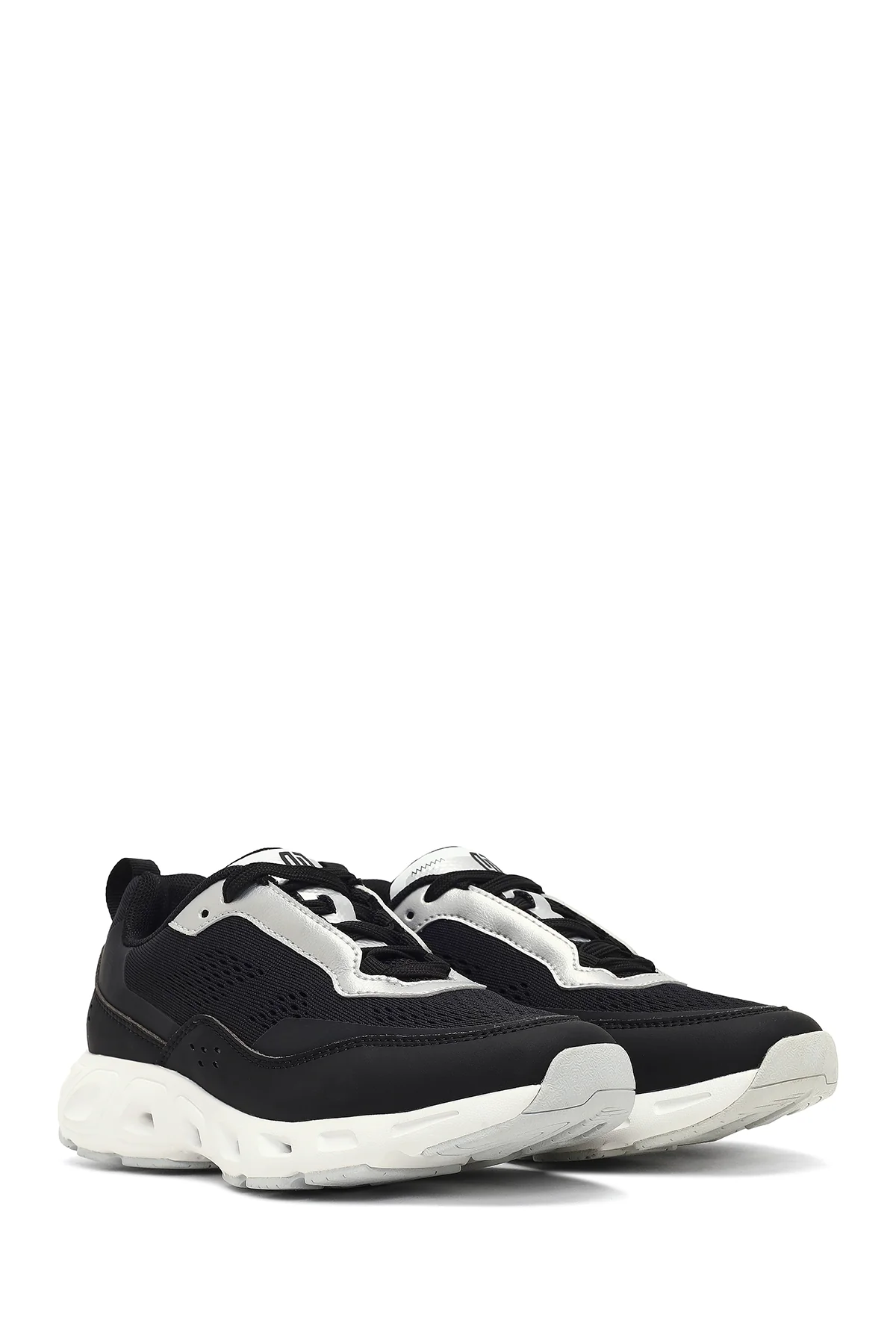 Derimod Studio Kadın Siyah Bağcıklı Kalın Tabanlı Sneaker - Image 3