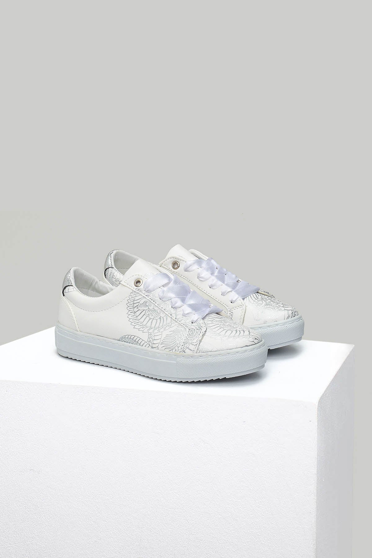 Desenli Kadın Sneaker - Image 4