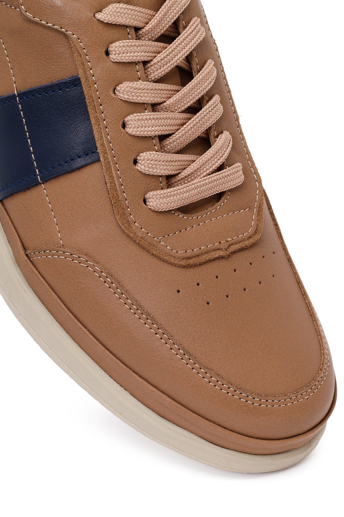 Erkek Bej Bağcıklı Deri Casual Sneaker - Image 9
