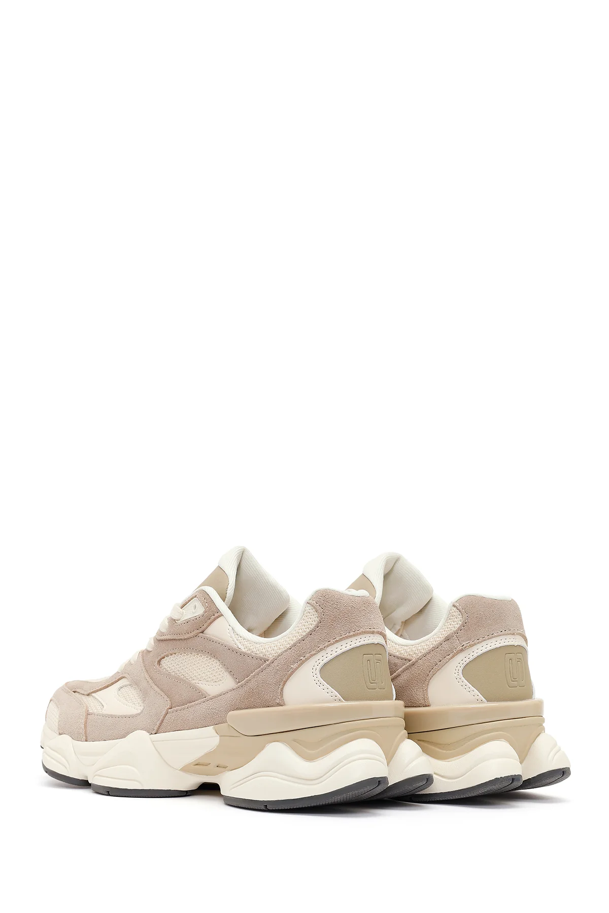 Erkek Bej Bağcıklı Kalın Tabanlı Deri Sneaker - Image 6