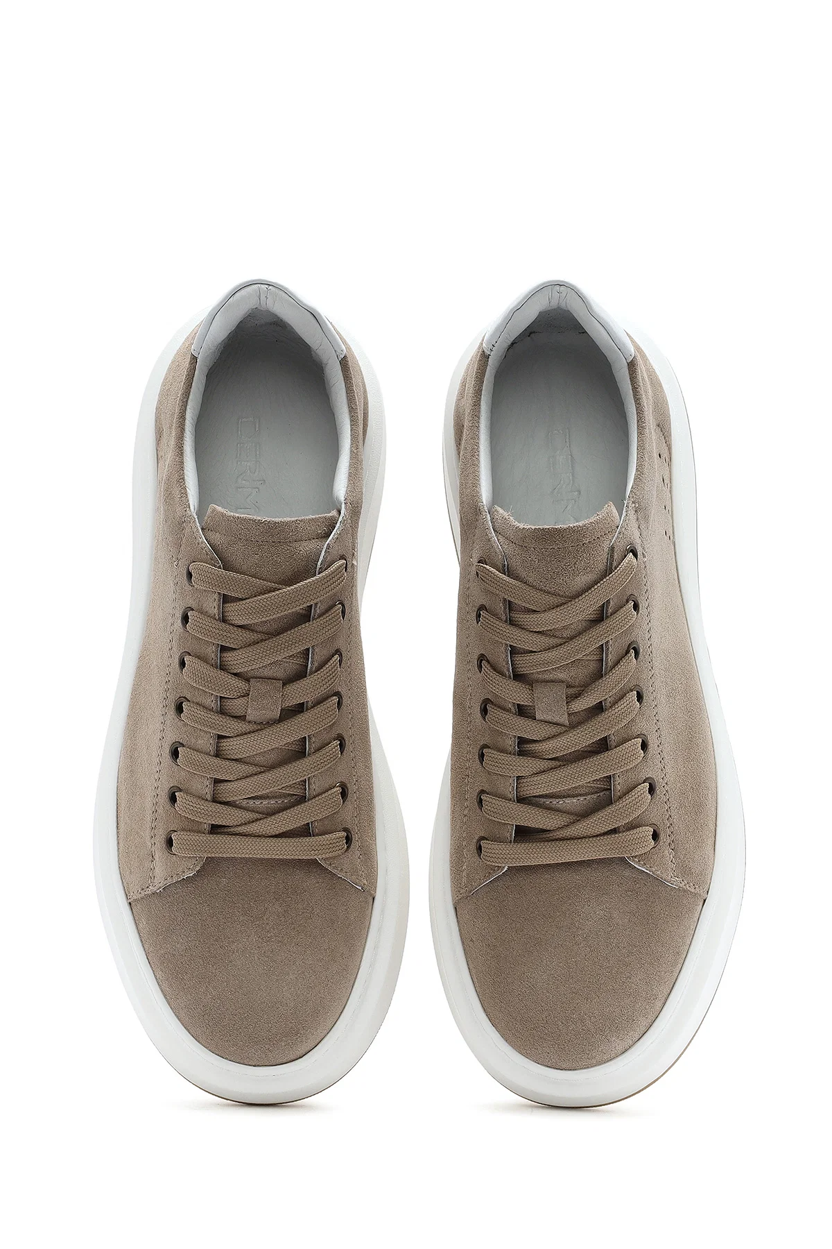 Erkek Bej Bağcıklı Kalın Tabanlı Nubuk Deri Sneaker - Image 7