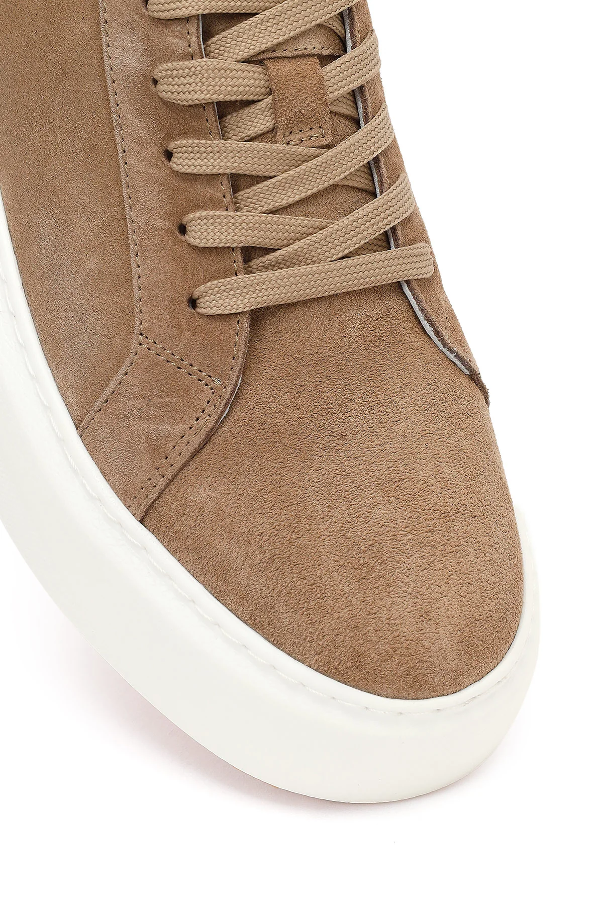 Erkek Bej Bağcıklı Kalın Tabanlı Süet Deri Sneaker - Image 9