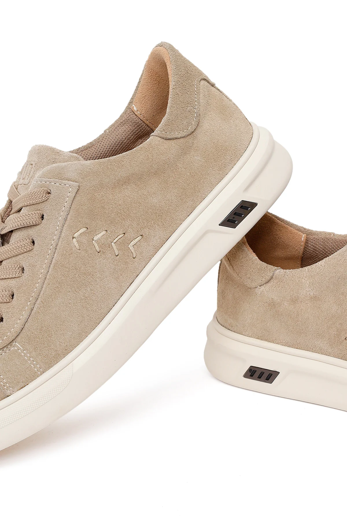 Erkek Bej Bağcıklı Kalın Tabanlı Süet Deri Sneaker - Image 10