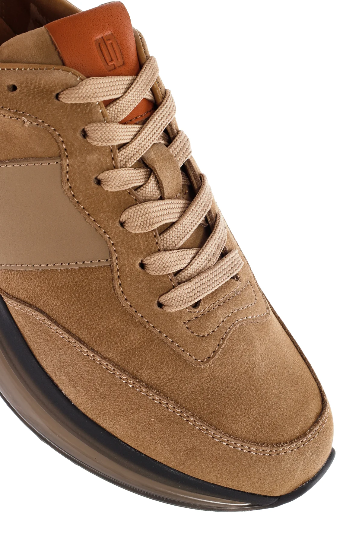 Erkek Bej Bağcıklı Nubuk Deri Casual Sneaker - Image 10