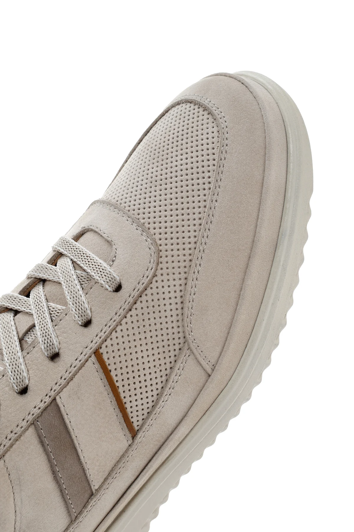 Erkek Bej Bağcıklı Nubuk Deri Sneaker - Image 9