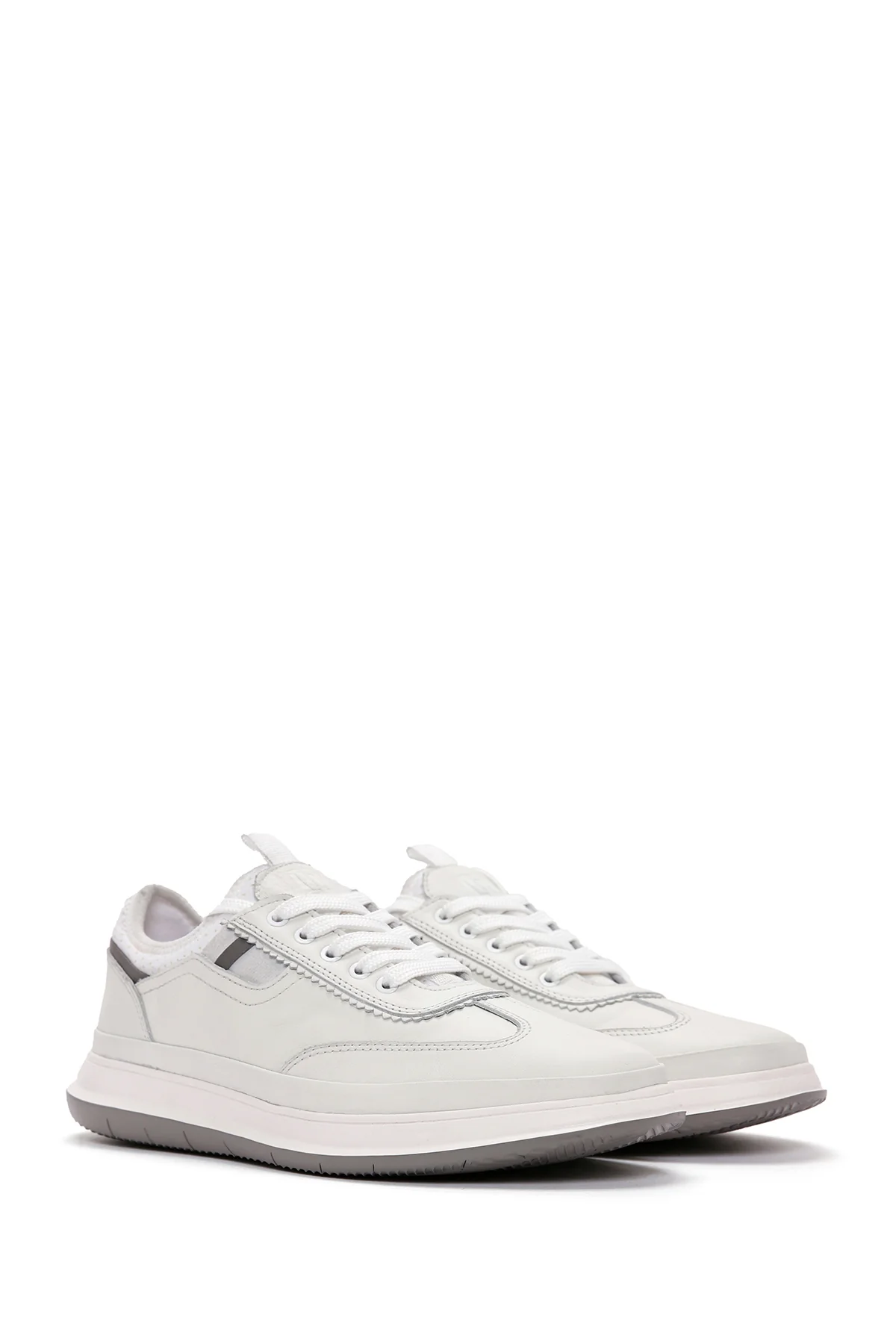 Erkek Beyaz Bağcıklı Deri Sneaker - Image 3