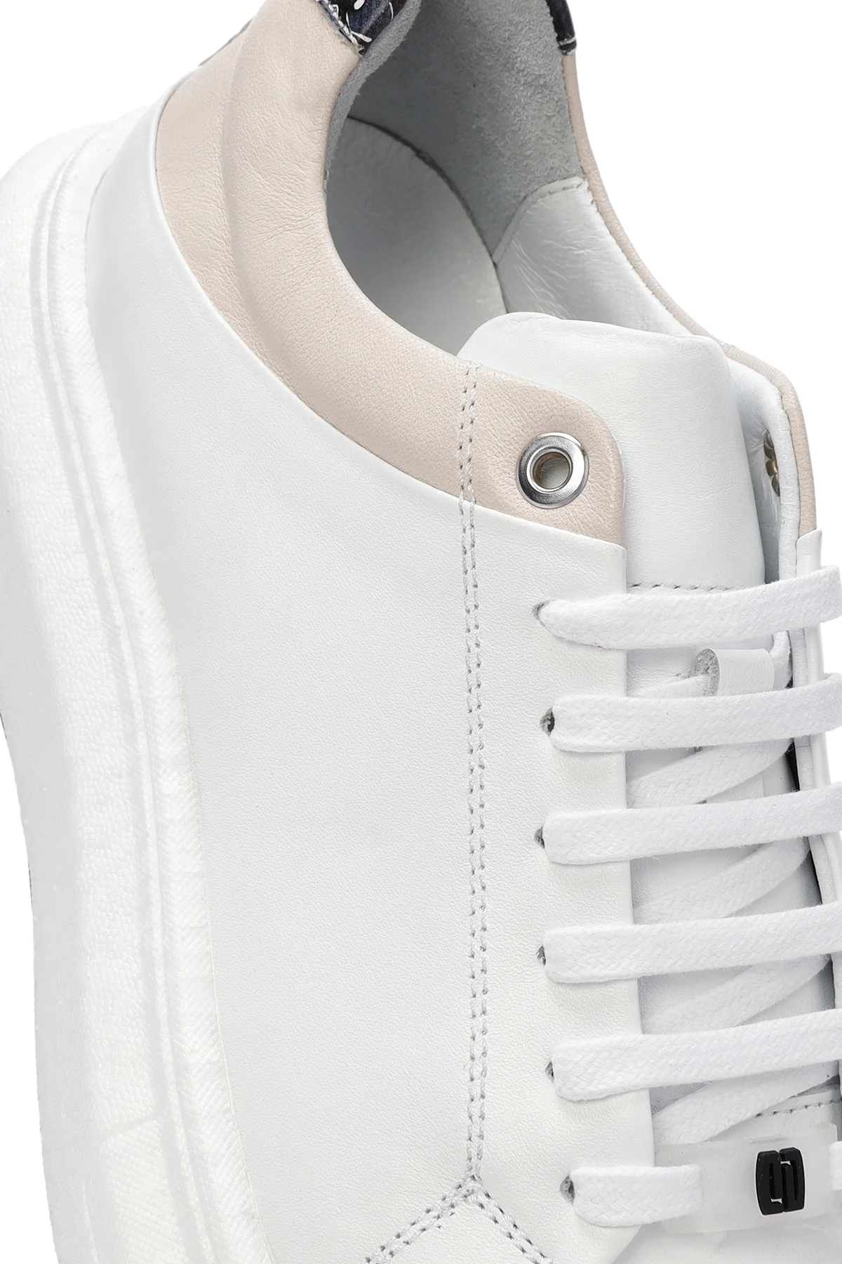 Erkek Beyaz Bağcıklı Deri Sneaker - Image 10