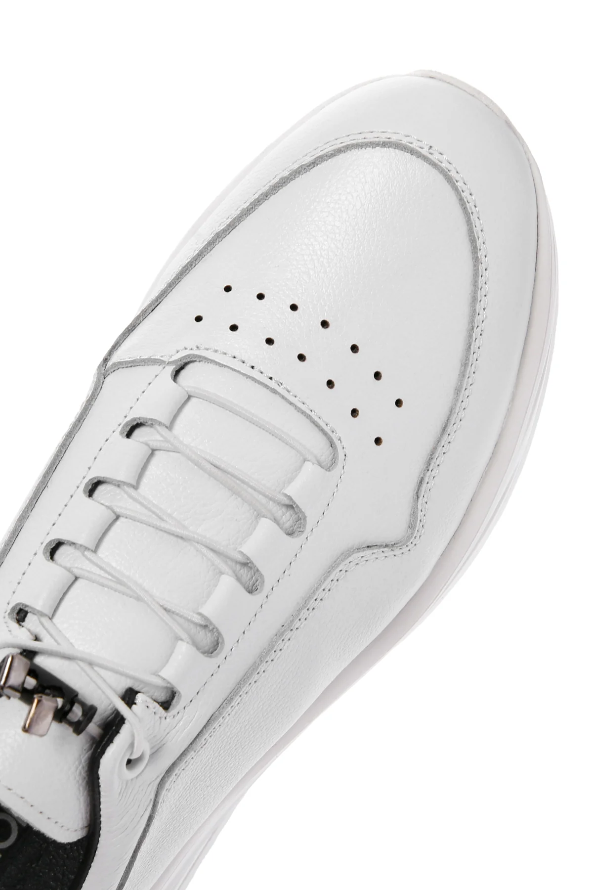 Erkek Beyaz Bağcıklı Deri Sneaker - Image 9