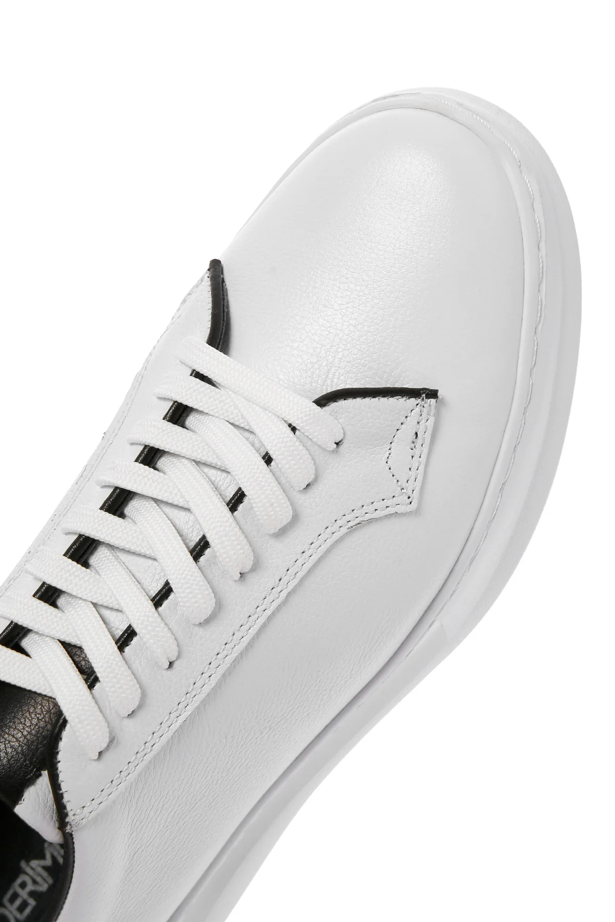 Erkek Beyaz Bağcıklı Deri Sneaker - Image 10