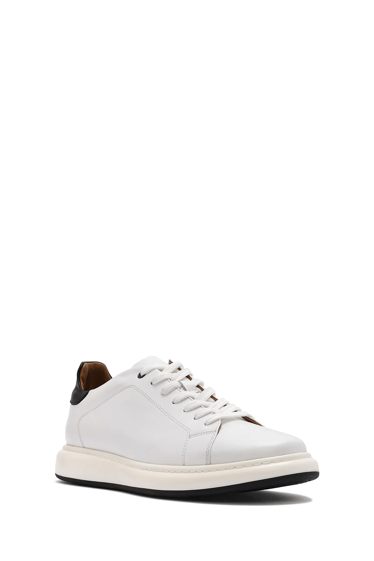Erkek Beyaz Bağcıklı Deri Sneaker - Image 6