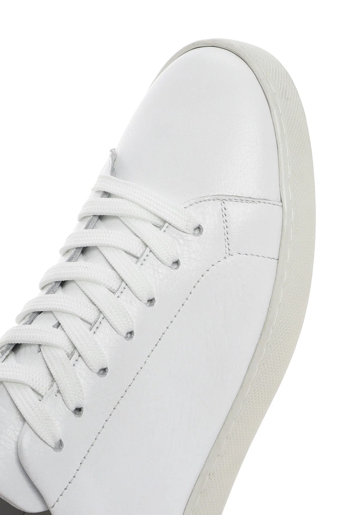 Erkek Beyaz Bağcıklı Deri Sneaker - Image 8
