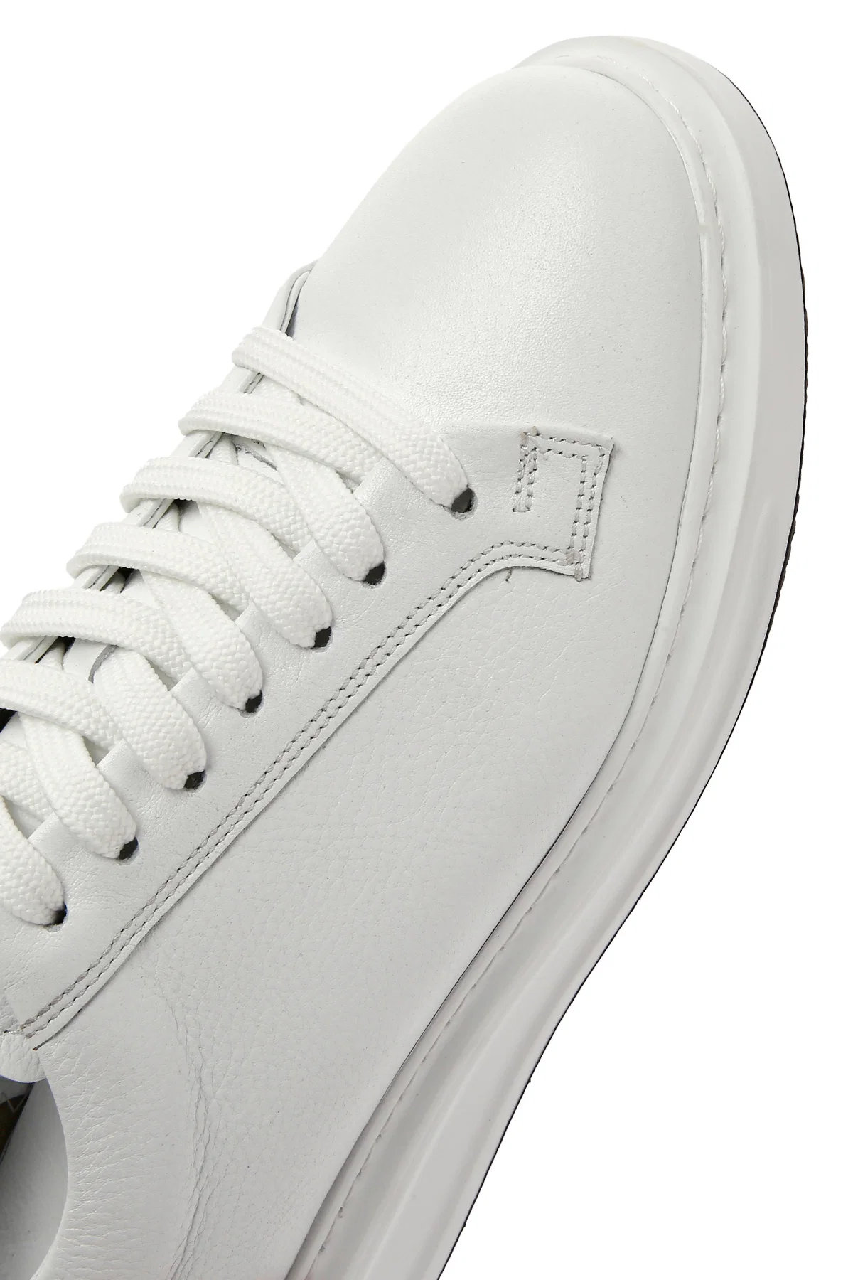 Erkek Beyaz Bağcıklı Deri Sneaker - Image 10