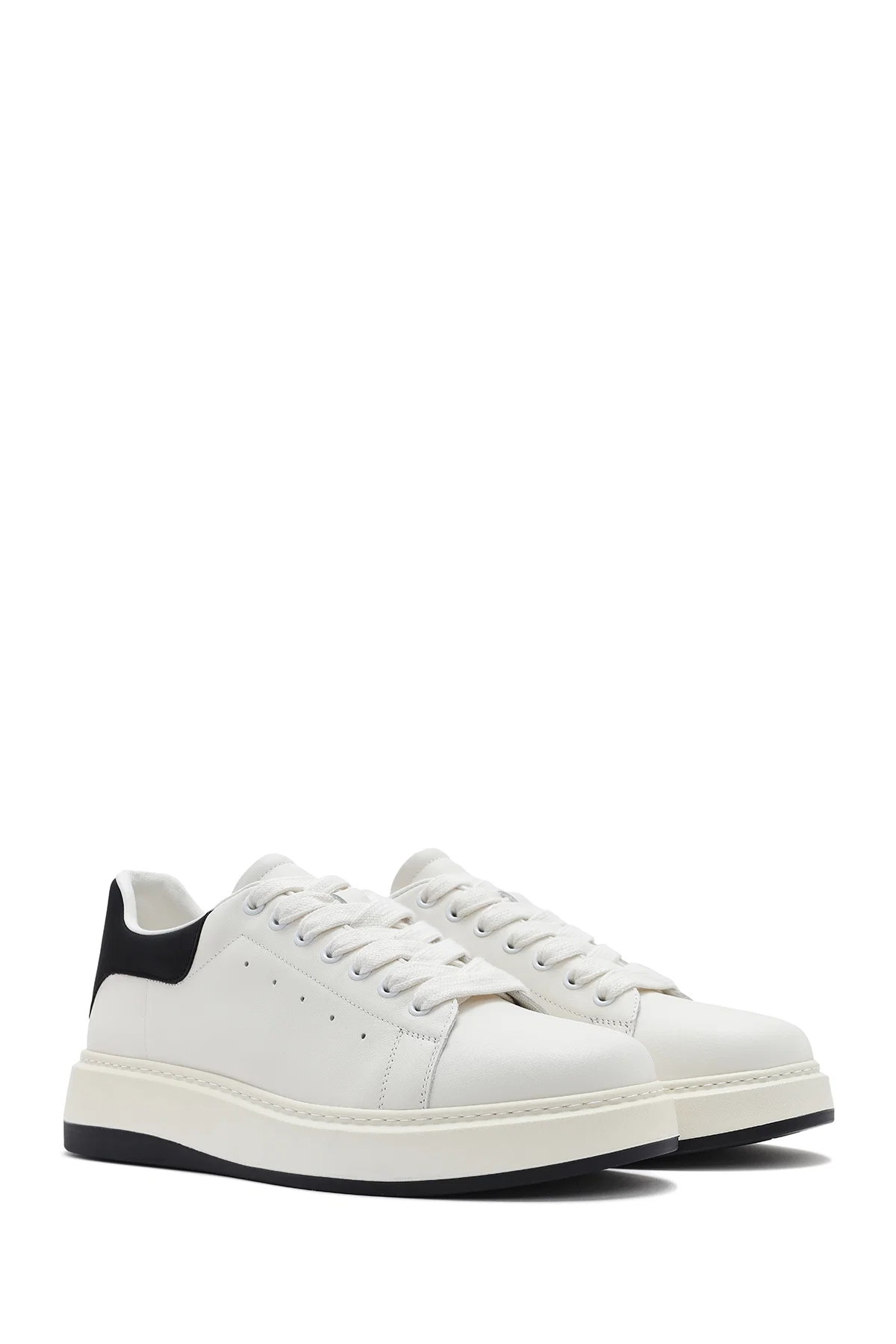 Erkek Beyaz Bağcıklı Deri Sneaker - Image 3