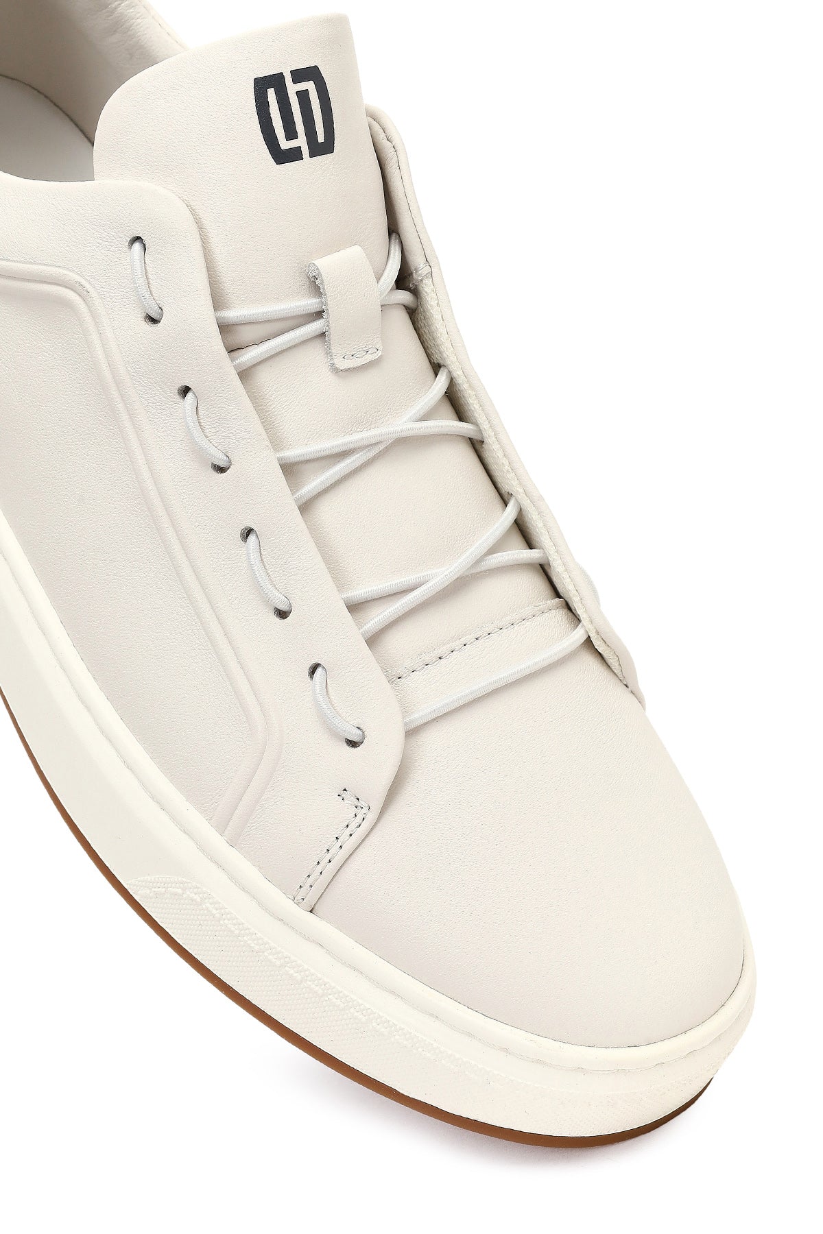Erkek Beyaz Bağcıklı Deri Sneaker - Image 9