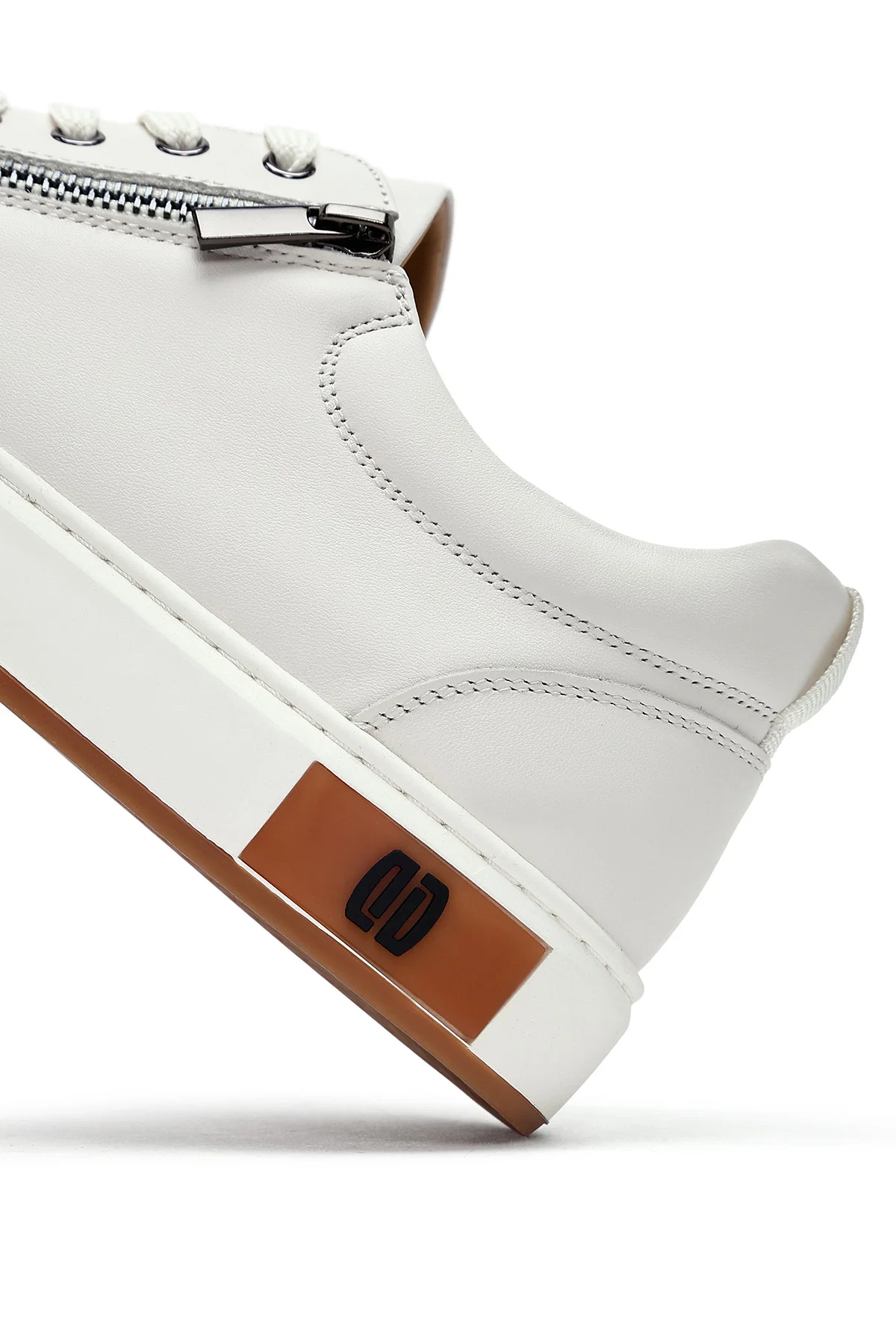 Erkek Beyaz Bağcıklı Deri Sneaker - Image 11