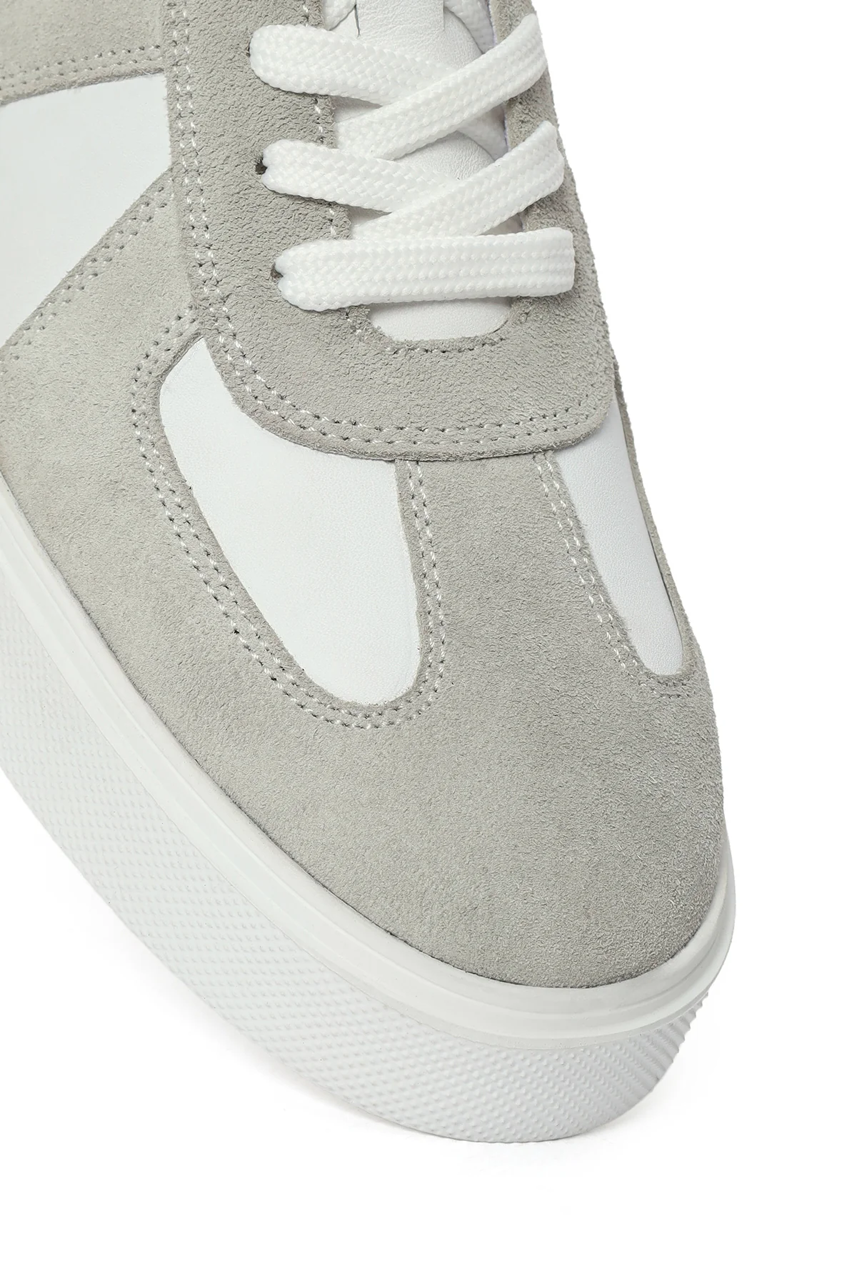 Erkek Beyaz Bağcıklı Deri Sneaker - Image 9