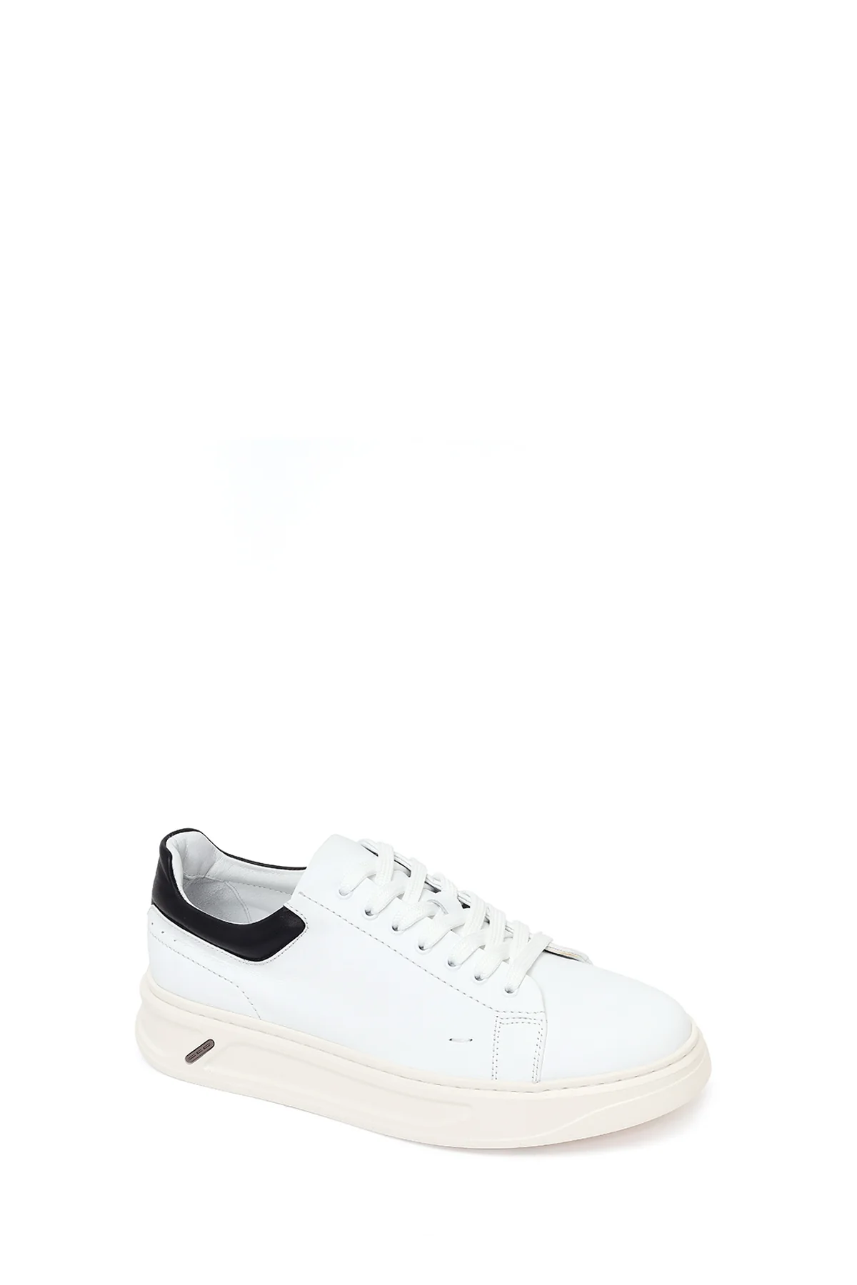 Erkek Beyaz Bağcıklı Kalın Deri Sneaker - Image 7