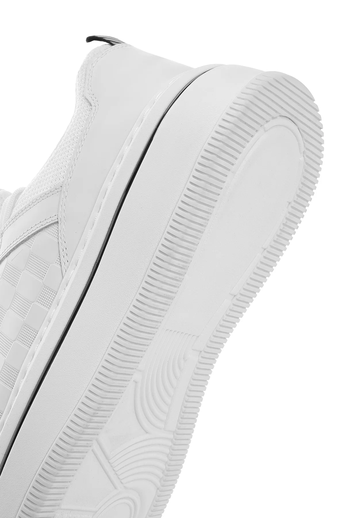 Erkek Beyaz Bağcıklı Kalın Tabanlı Deri Sneaker - Image 8