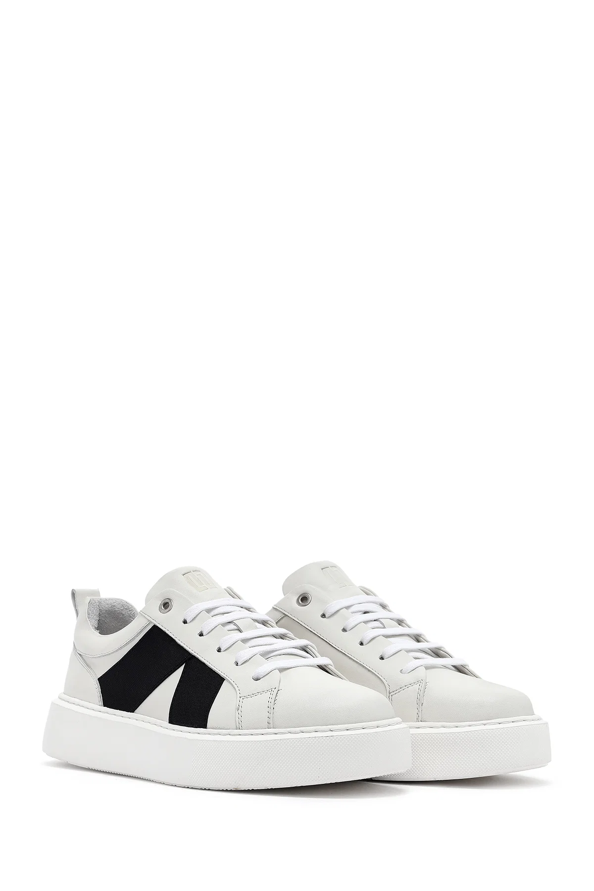 Erkek Beyaz Bağcıklı Kalın Tabanlı Deri Sneaker - Image 3
