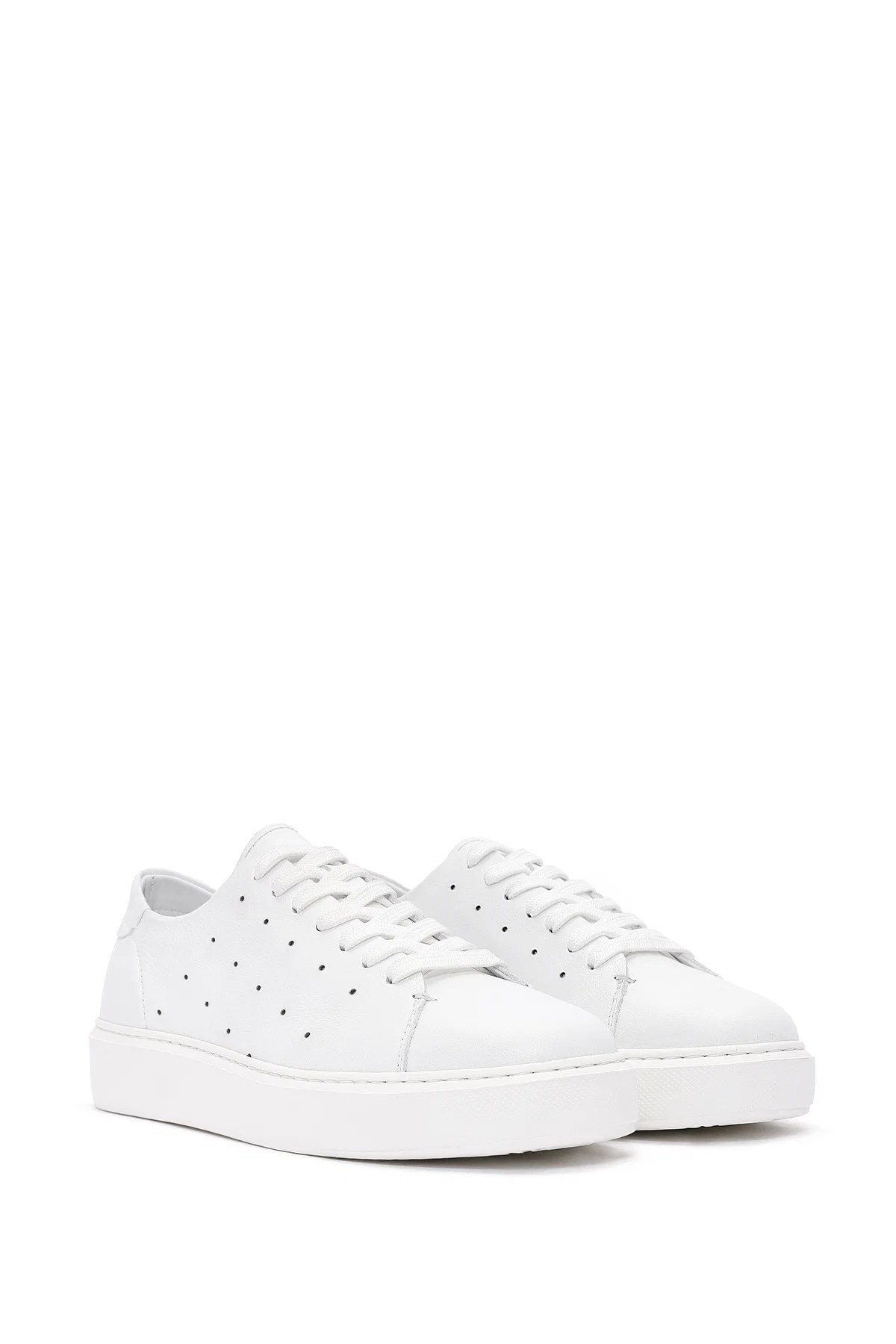 Erkek Beyaz Bağcıklı Kalın Tabanlı Deri Sneaker - Image 3