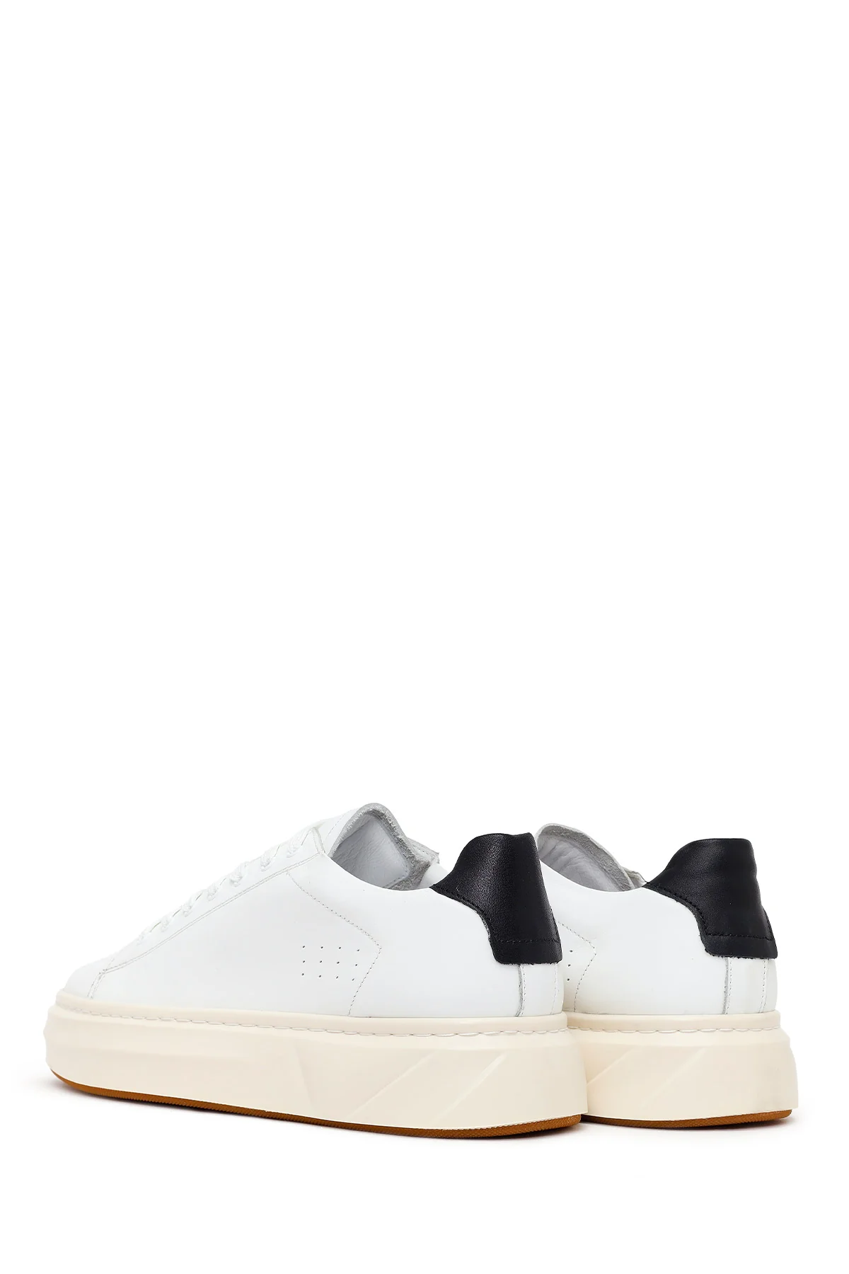 Erkek Beyaz Bağcıklı Kalın Tabanlı Deri Sneaker - Image 6