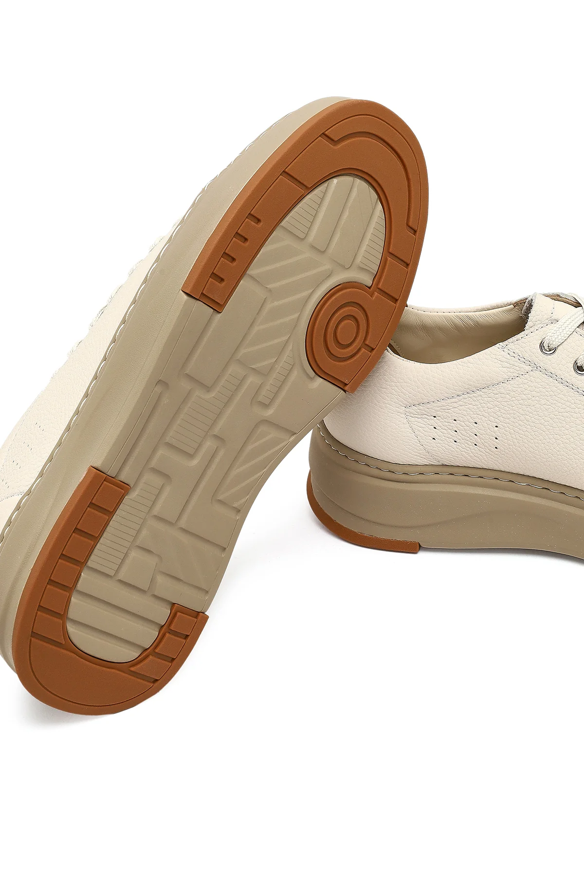 Erkek Beyaz Bağcıklı Kalın Tabanlı Deri Sneaker - Image 10