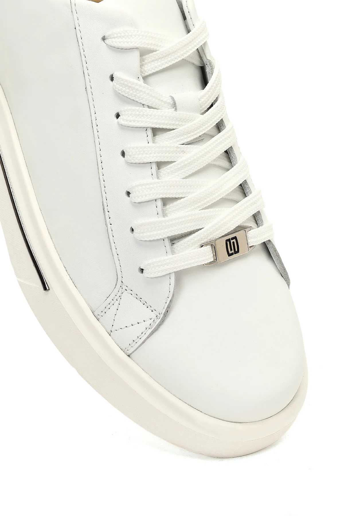 Erkek Beyaz Bağcıklı Kalın Tabanlı Deri Sneaker - Image 9
