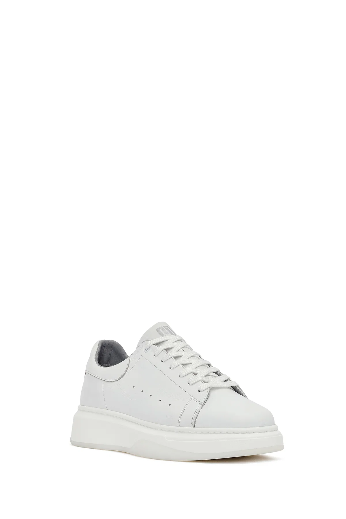 Erkek Beyaz Bağcıklı Kalın Tabanlı Deri Sneaker - Image 6
