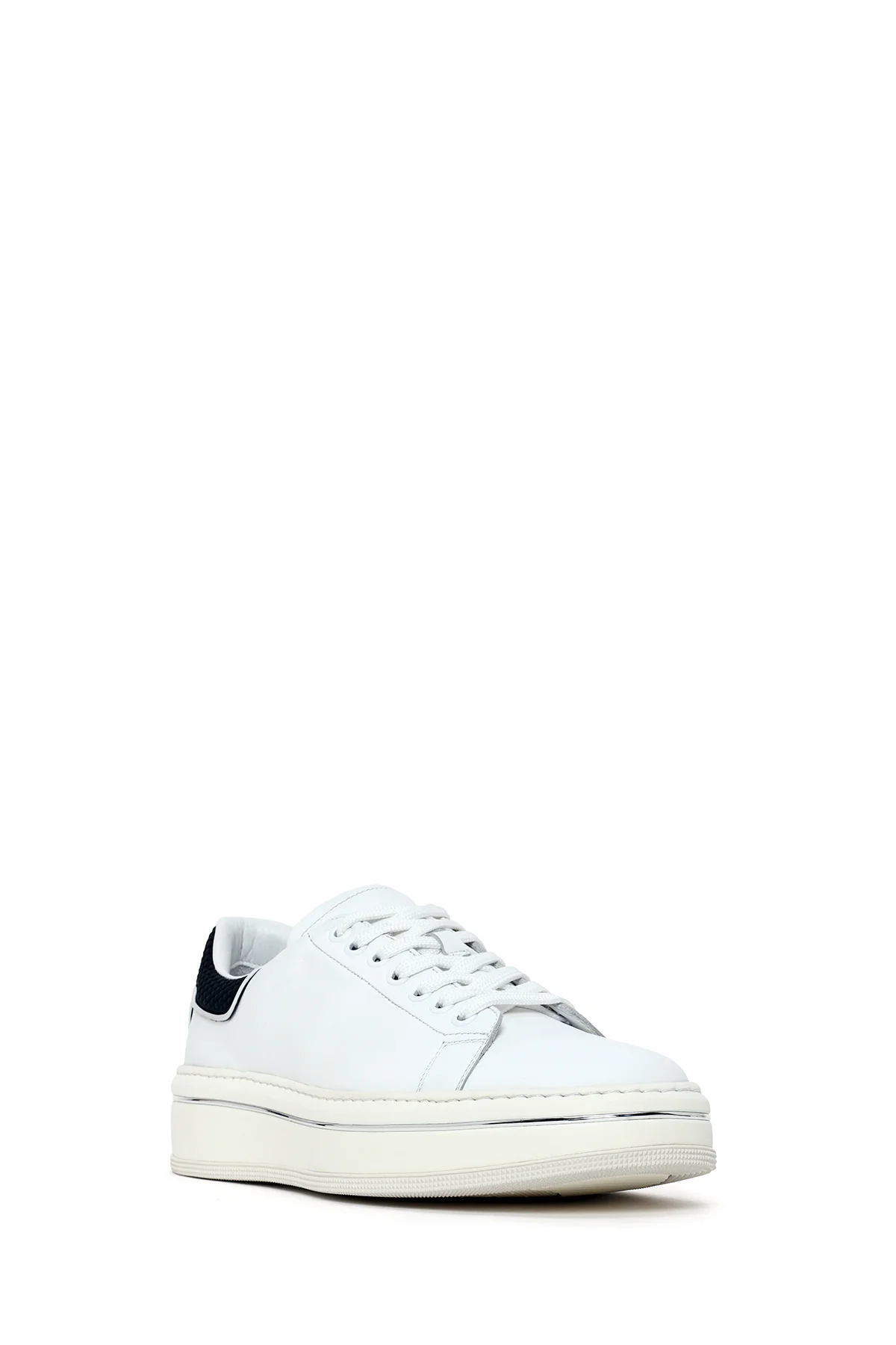 Erkek Beyaz Bağcıklı Kalın Tabanlı Deri Sneaker - Image 7