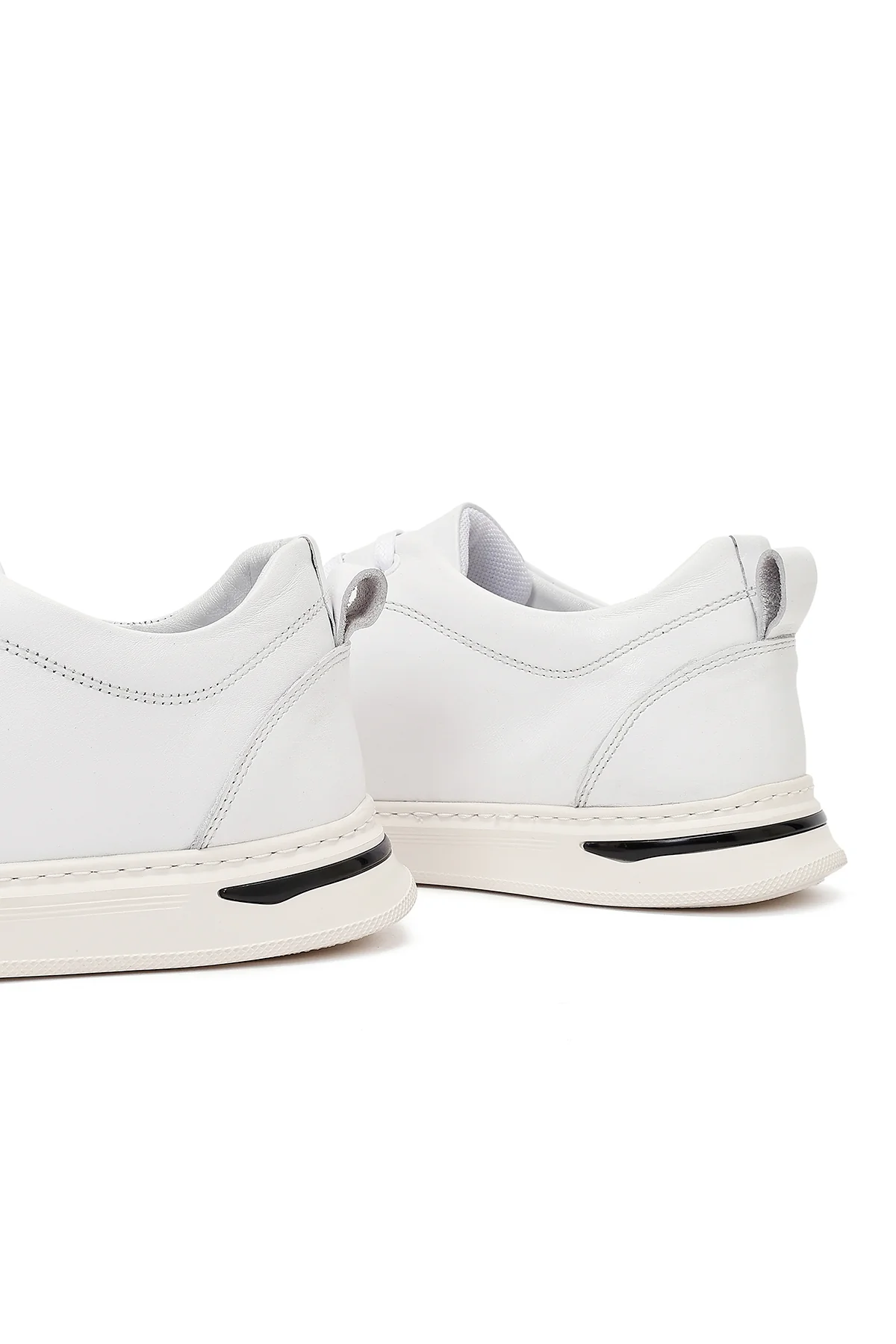 Erkek Beyaz Bağcıklı Kalın Tabanlı Deri Sneaker - Image 10