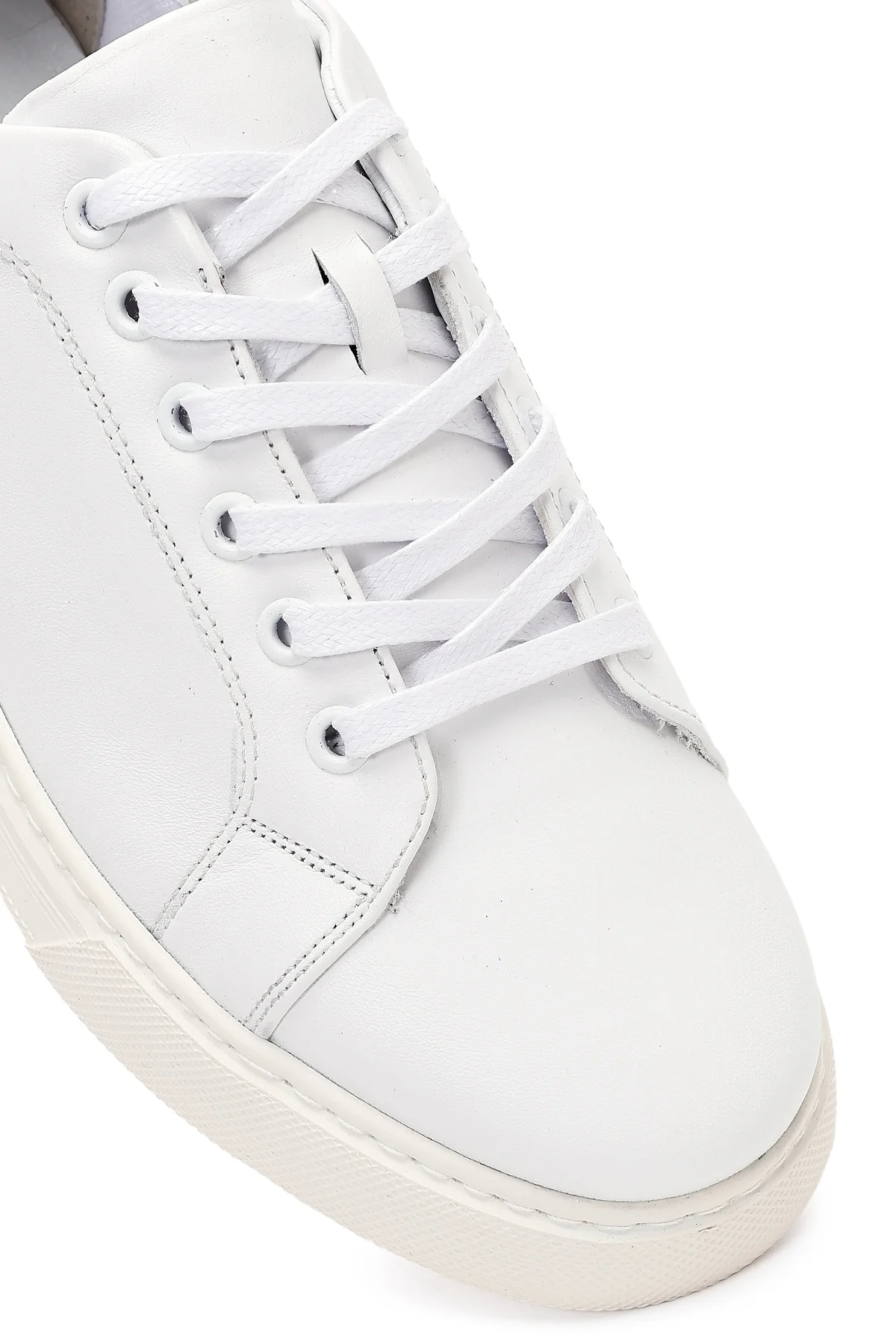 Erkek Beyaz Bağcıklı Kalın Tabanlı Deri Sneaker - Image 8