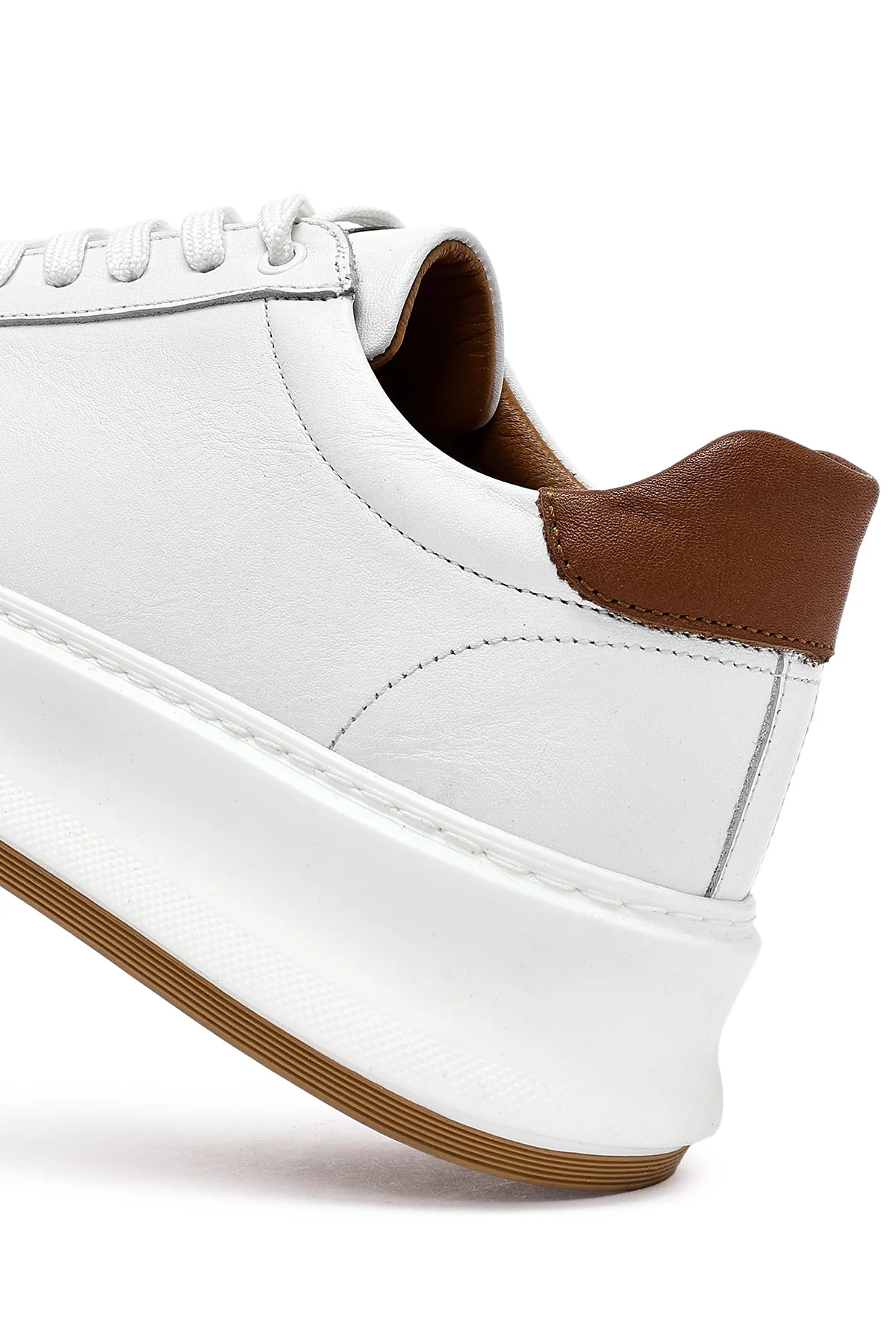 Erkek Beyaz Bağcıklı Kalın Tabanlı Deri Sneaker - Image 10