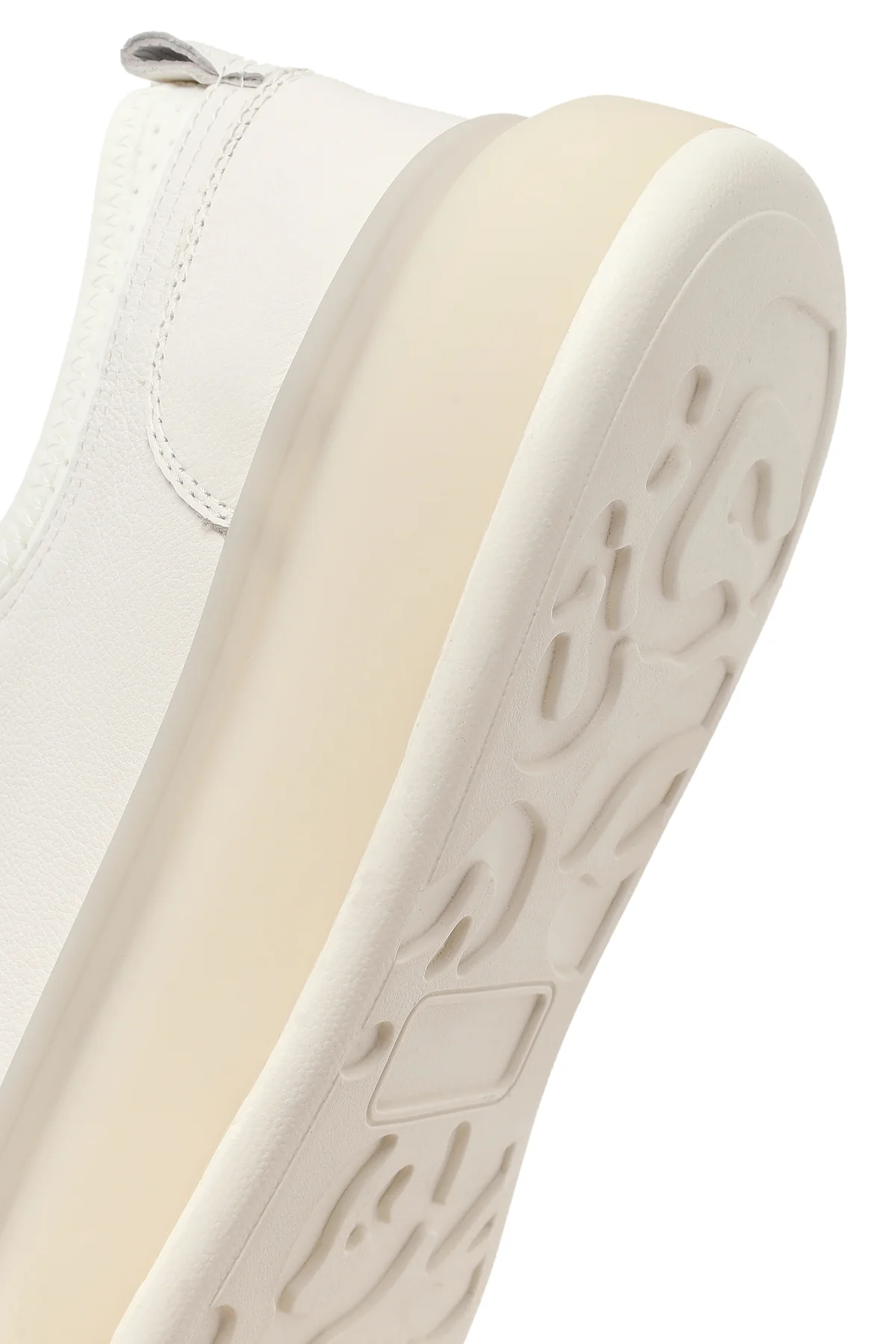 Erkek Beyaz Bağcıklı Kalın Tabanlı Deri Sneaker - Image 8