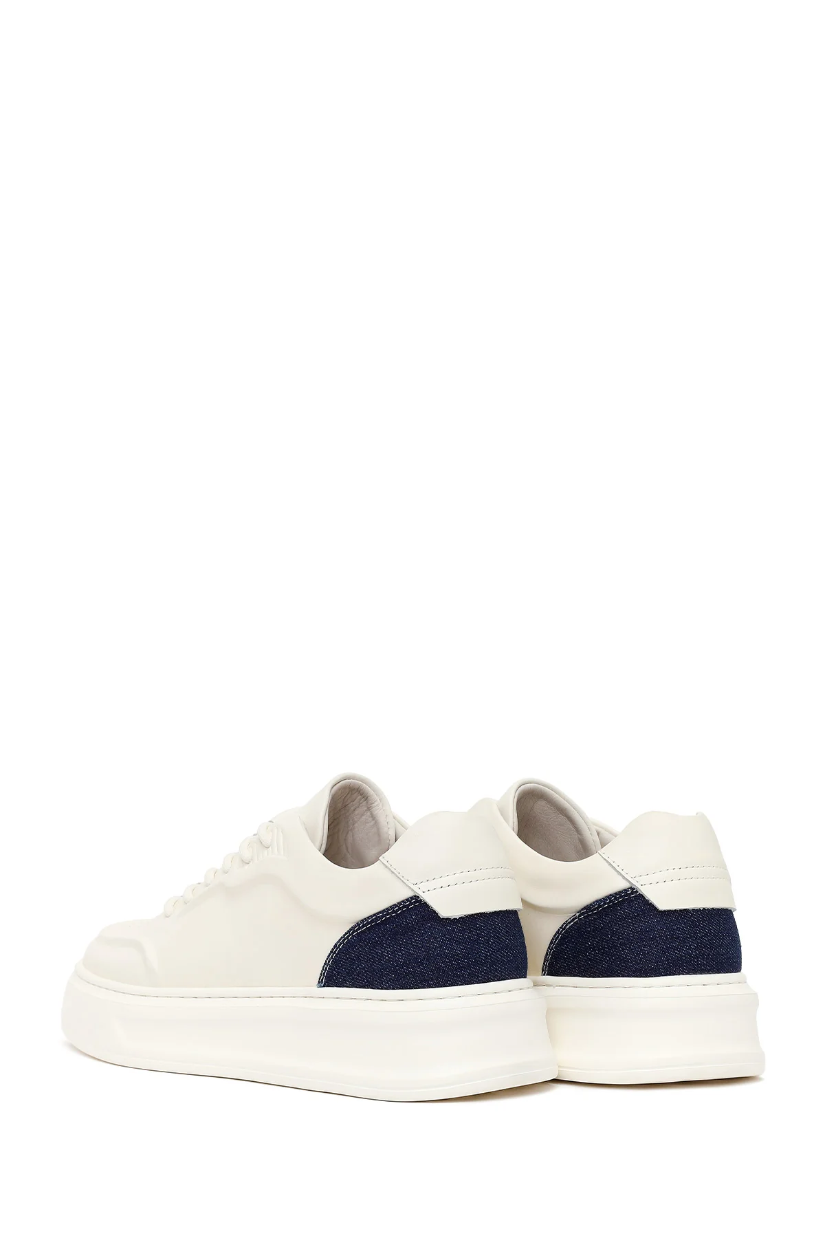 Erkek Beyaz Bağcıklı Kalın Tabanlı Deri Sneaker - Image 7