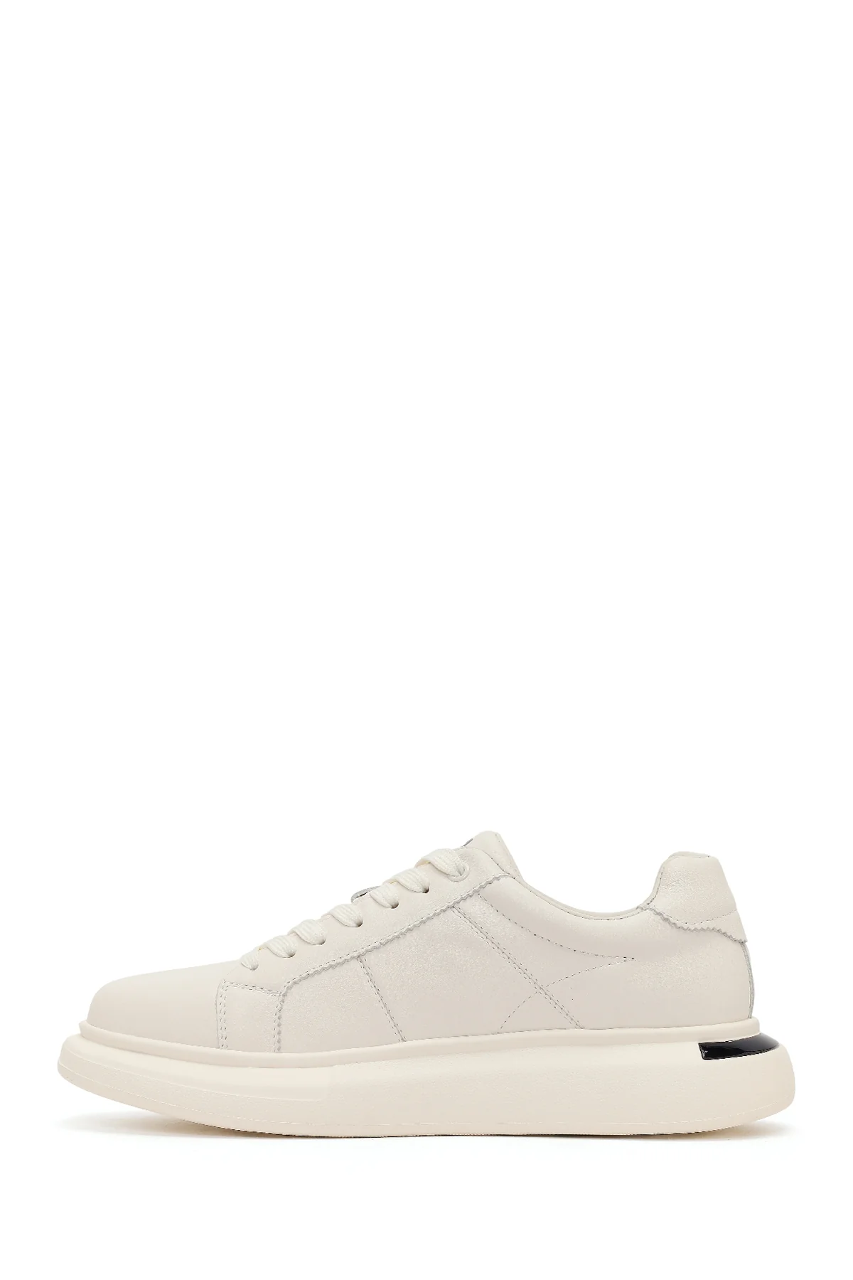 Erkek Beyaz Bağcıklı Kalın Tabanlı Deri Sneaker - Image 4